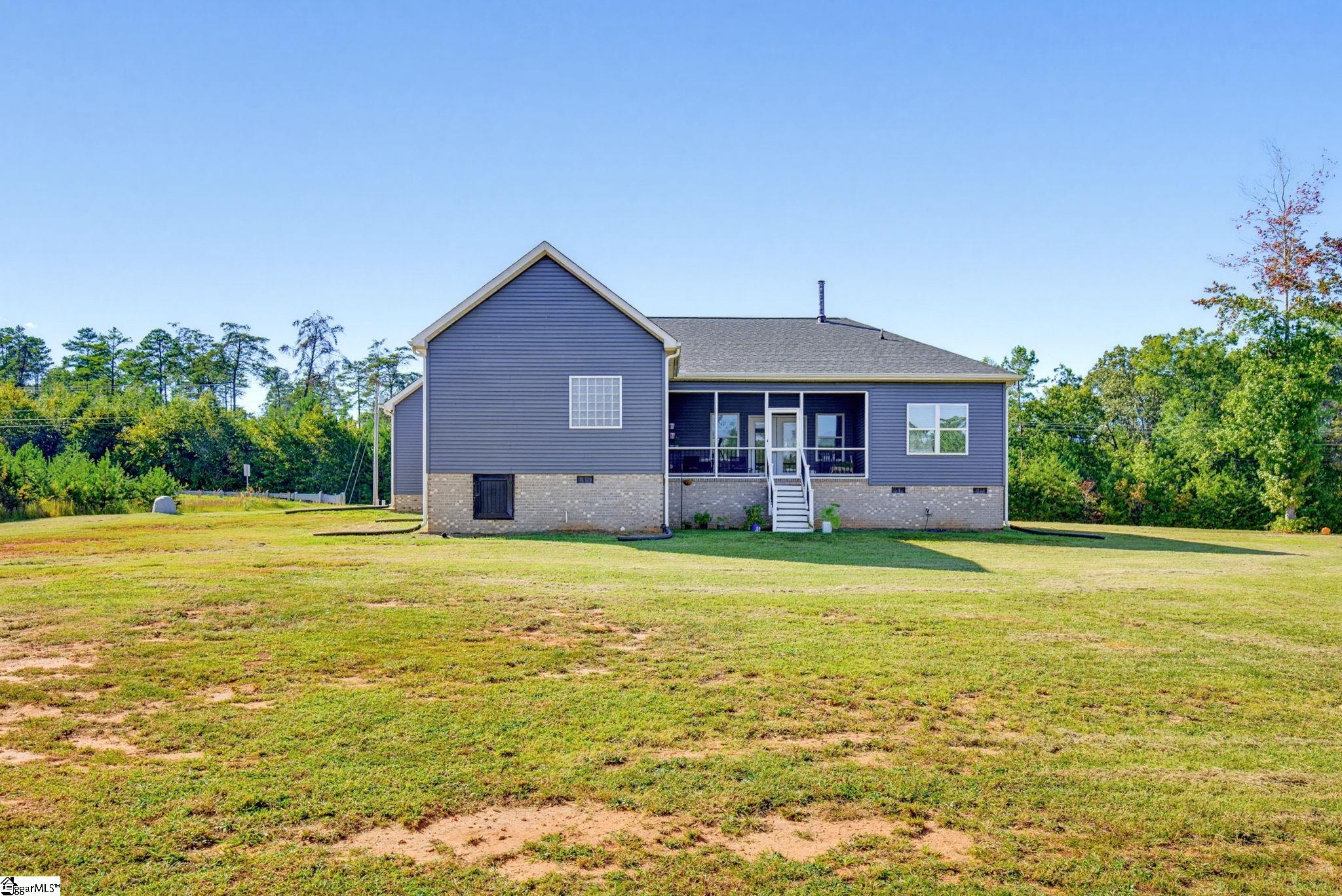 1054 Westminster Highway Property Photo 23