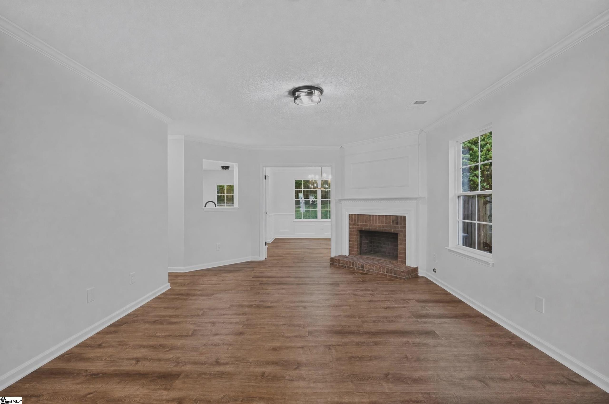102 Crossview Drive Property Photo 3