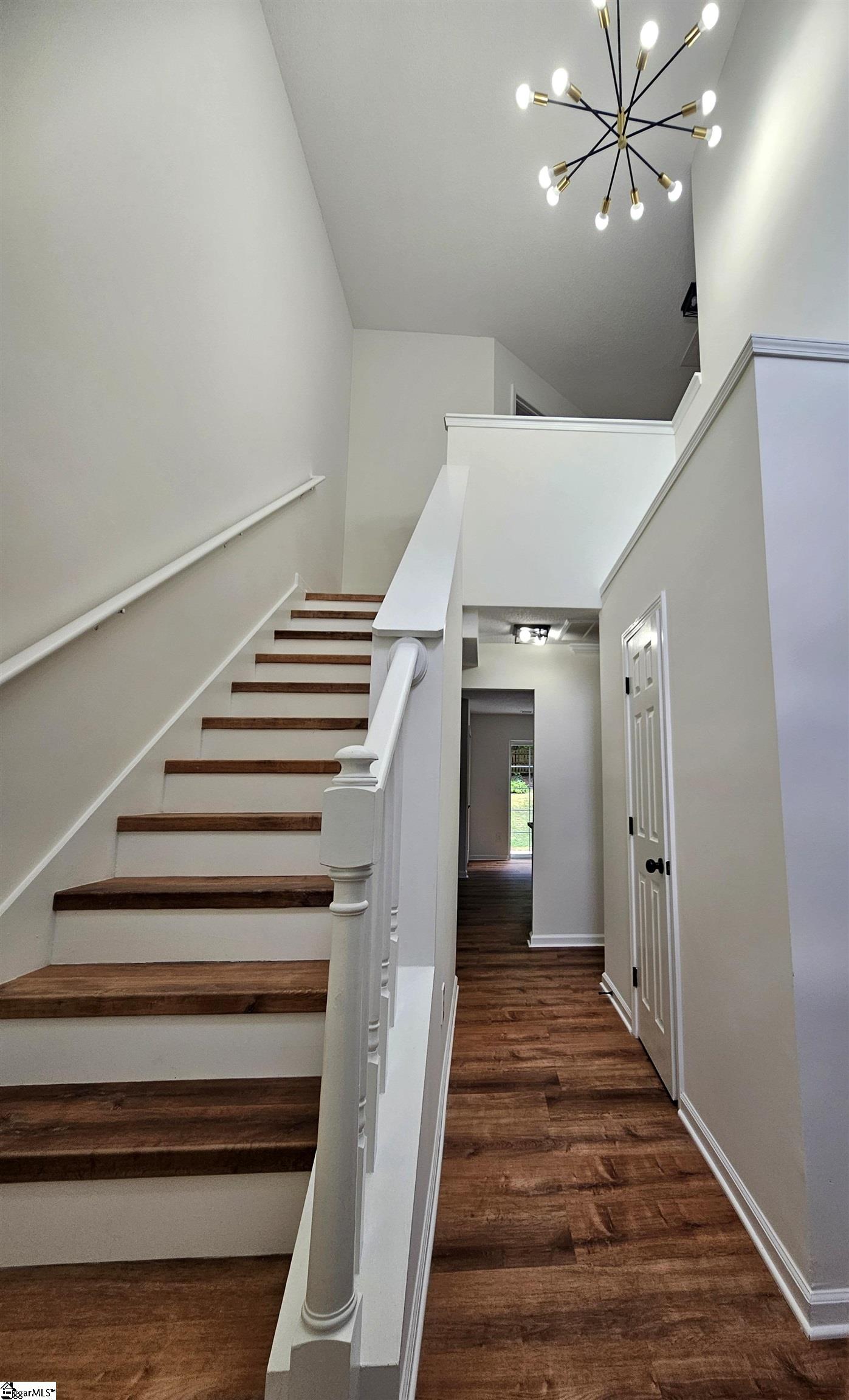 102 Crossview Drive Property Photo 12