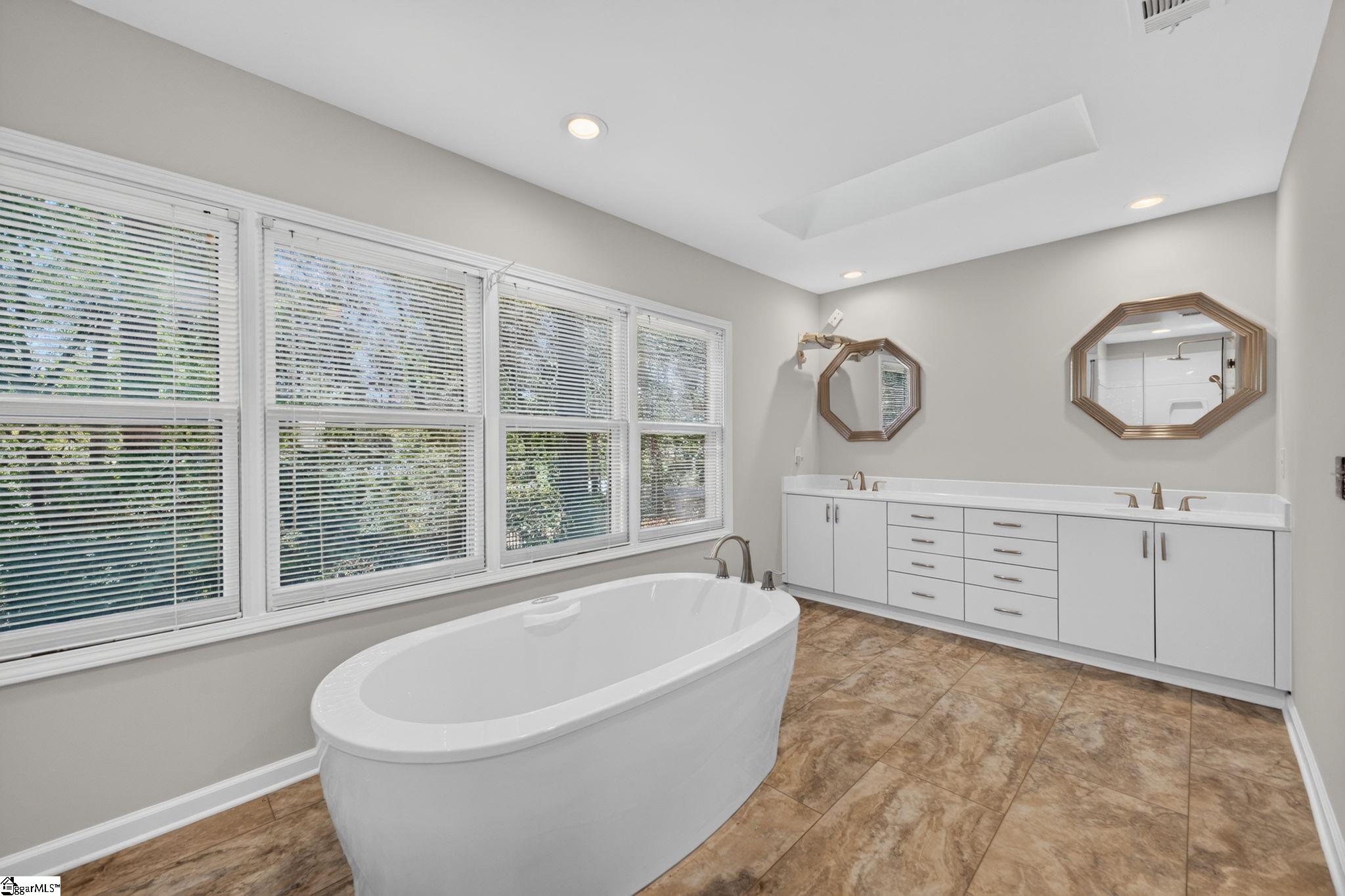 134 Forest Lake Drive Property Photo 25