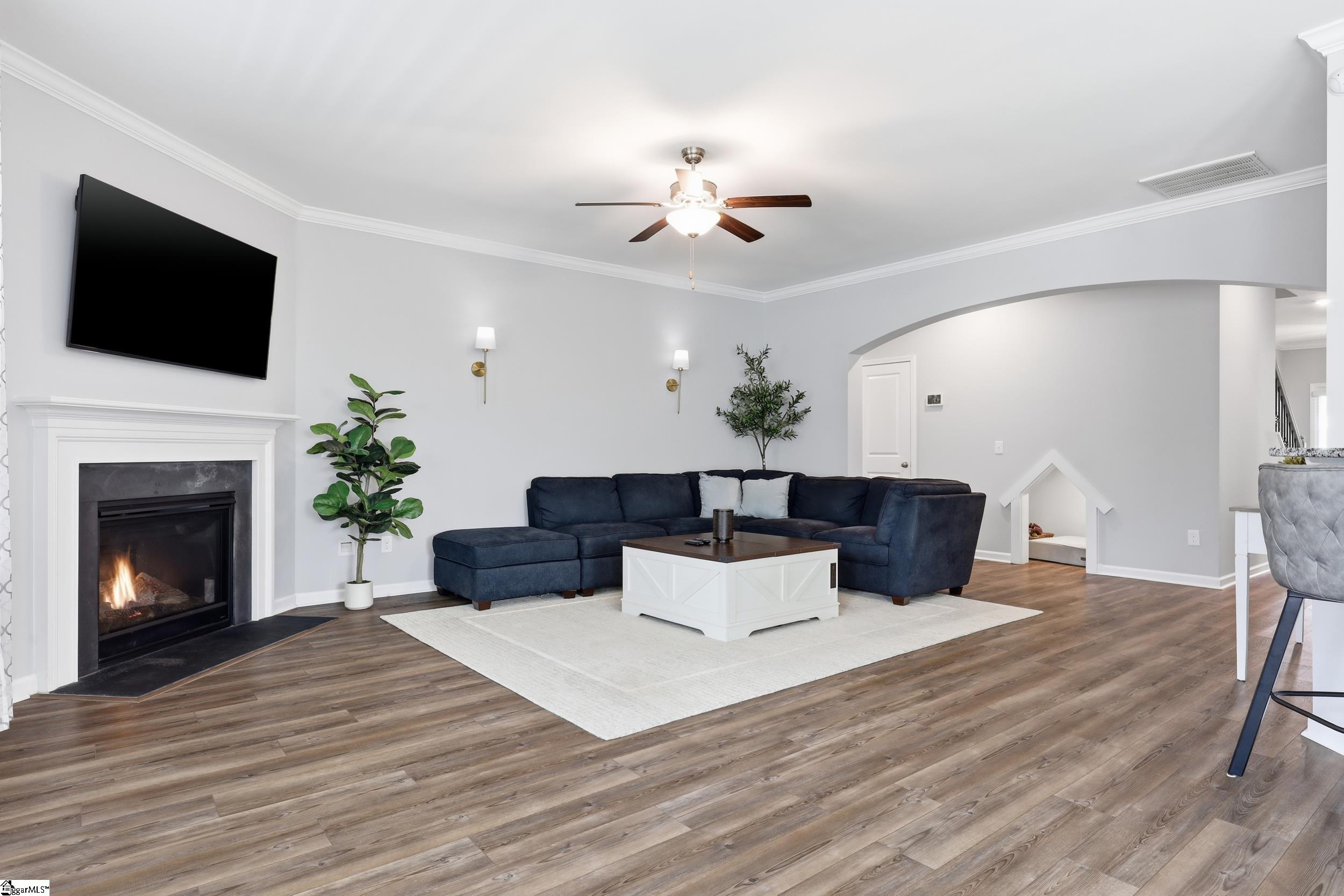 400 Blue Peak Court Property Photo 9