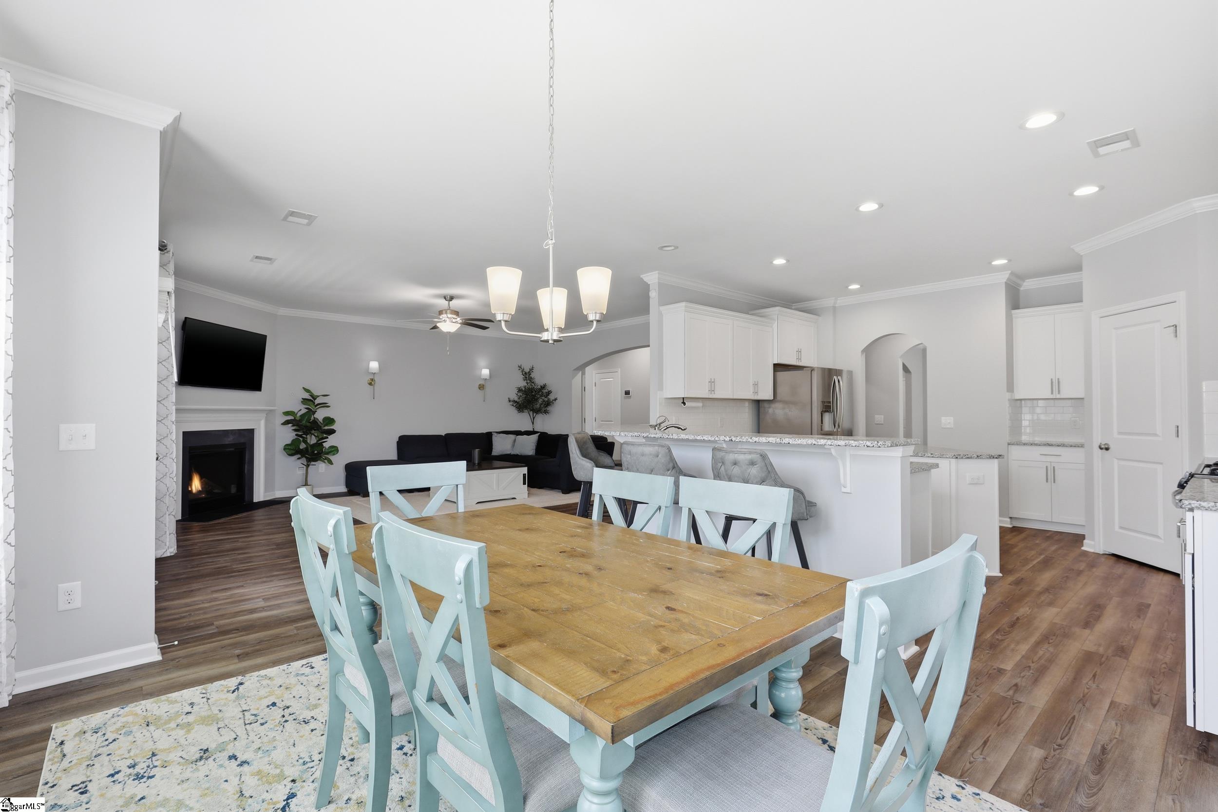 400 Blue Peak Court Property Photo 10