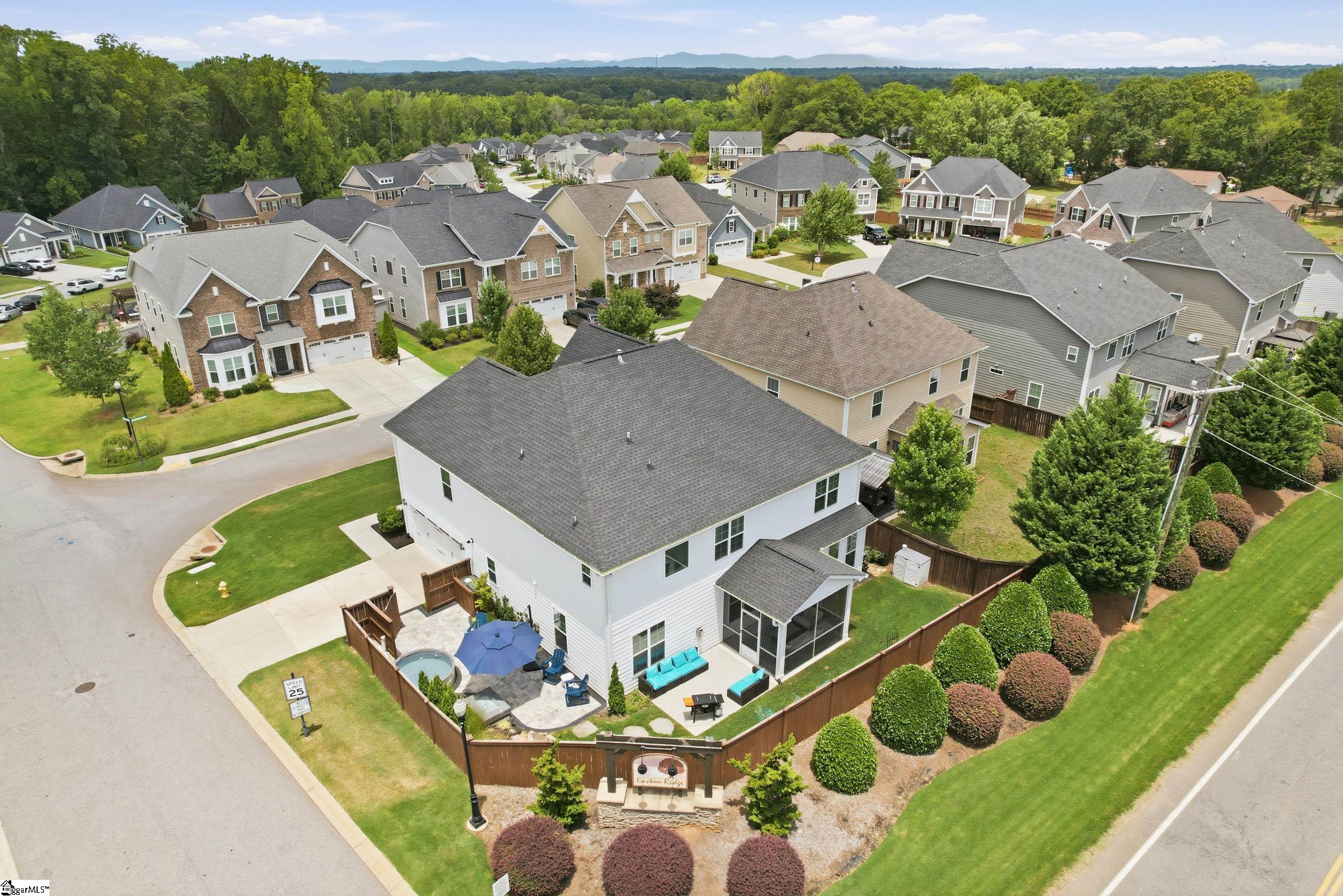400 Blue Peak Court Property Photo 41