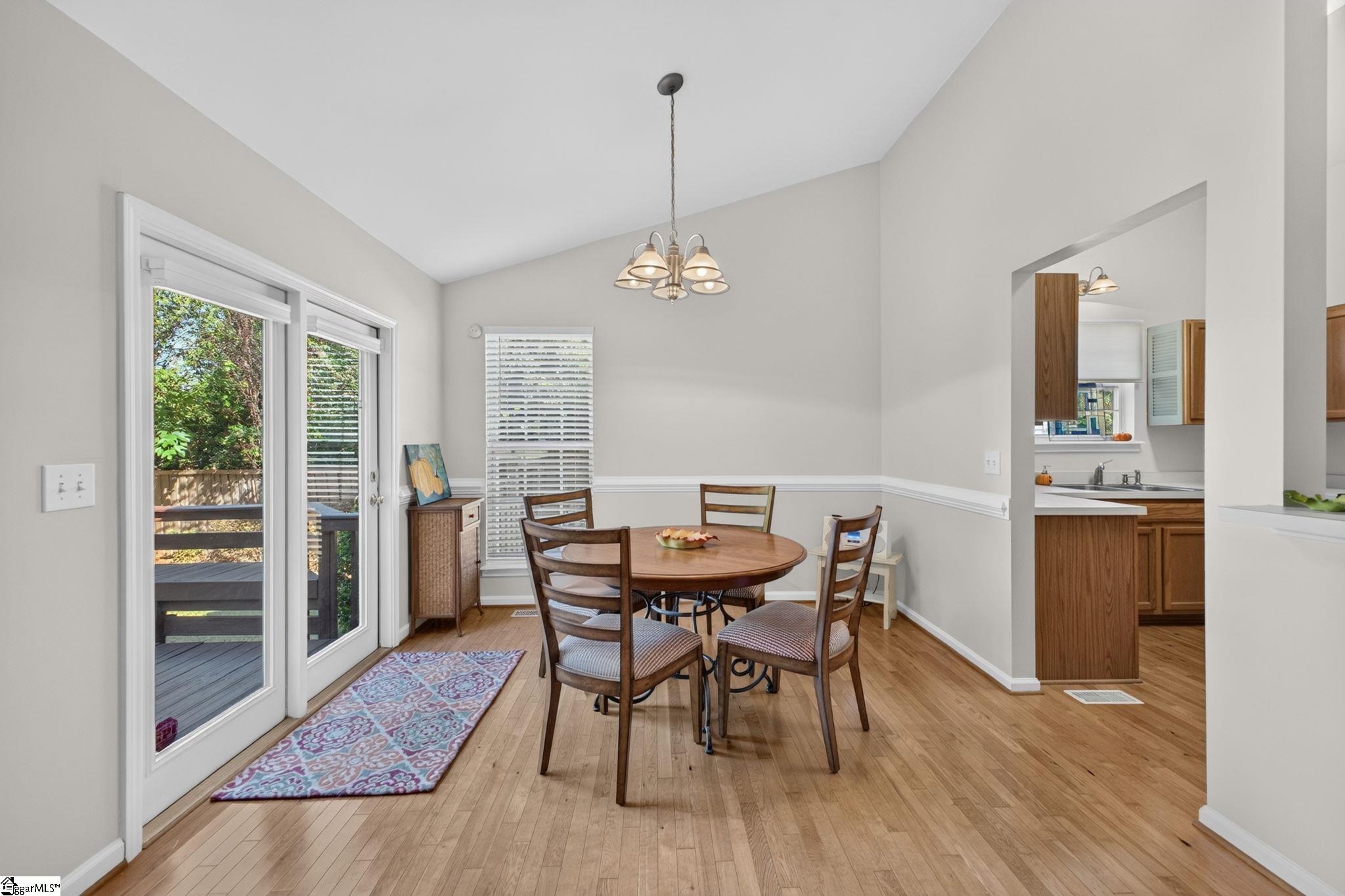 5 Leighton Court Property Photo 8