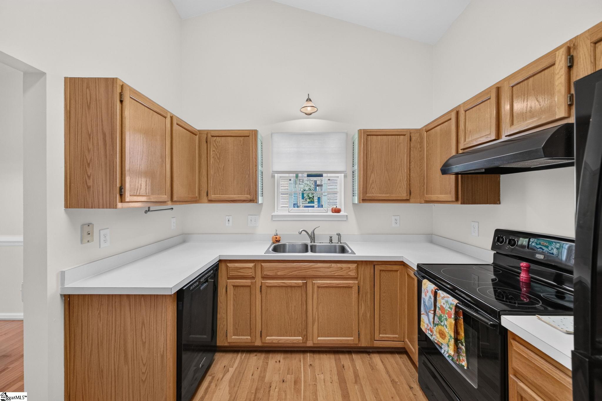 5 Leighton Court Property Photo 11