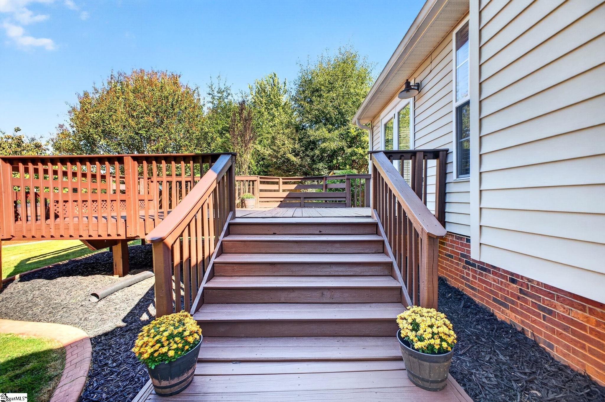 5 Leighton Court Property Photo 34