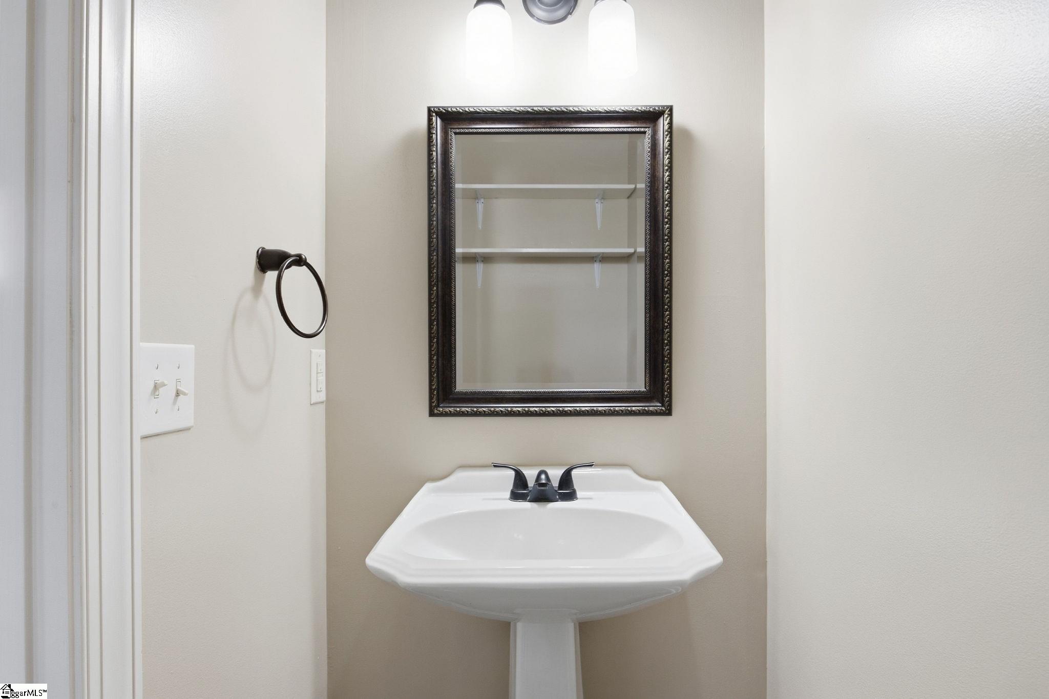 19 Jay Street Property Photo 14