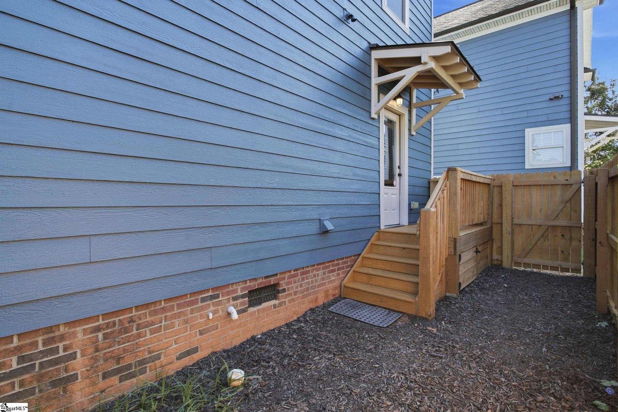 19 Jay Street Property Photo 30
