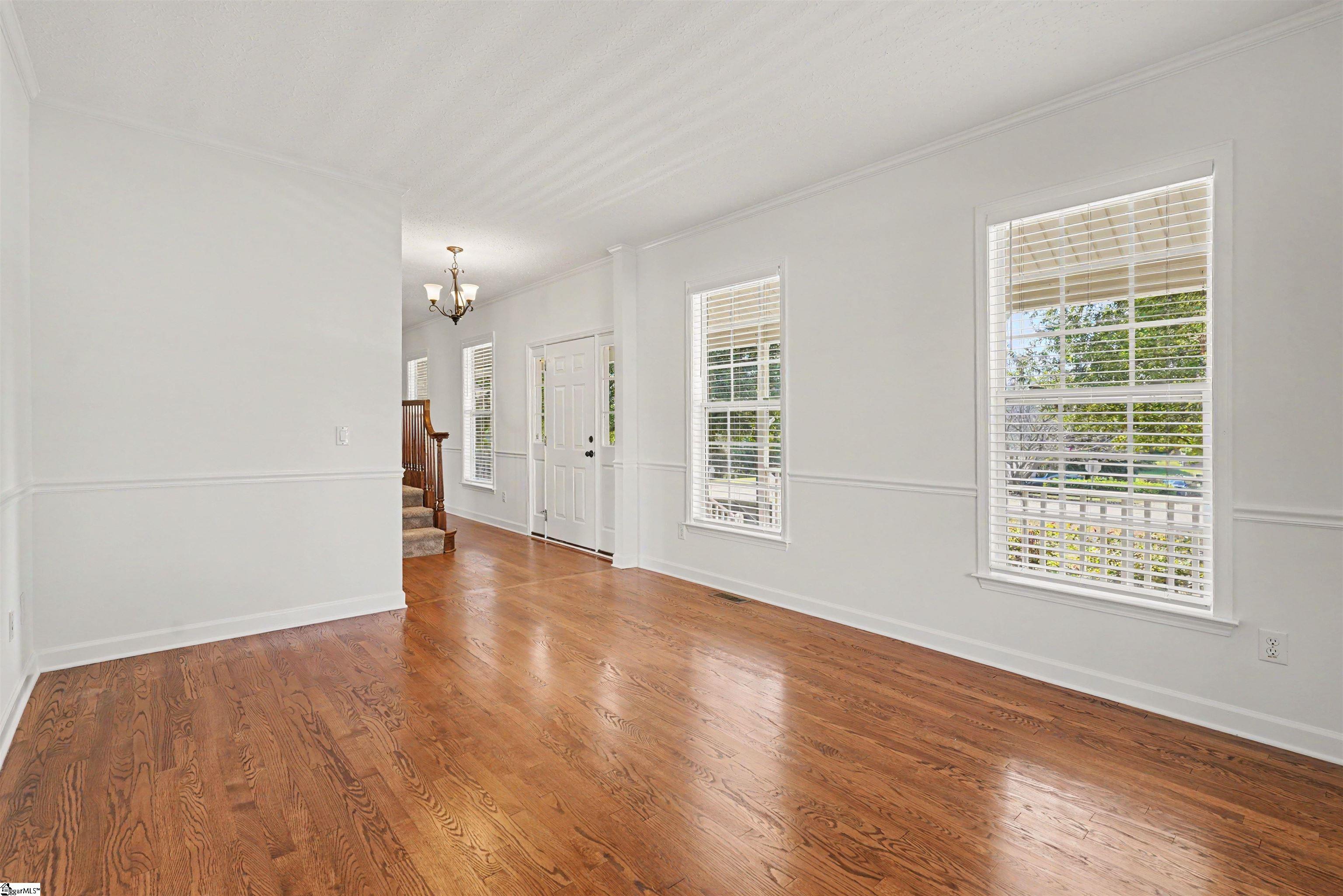 310 Saddlebred Drive Property Photo 5