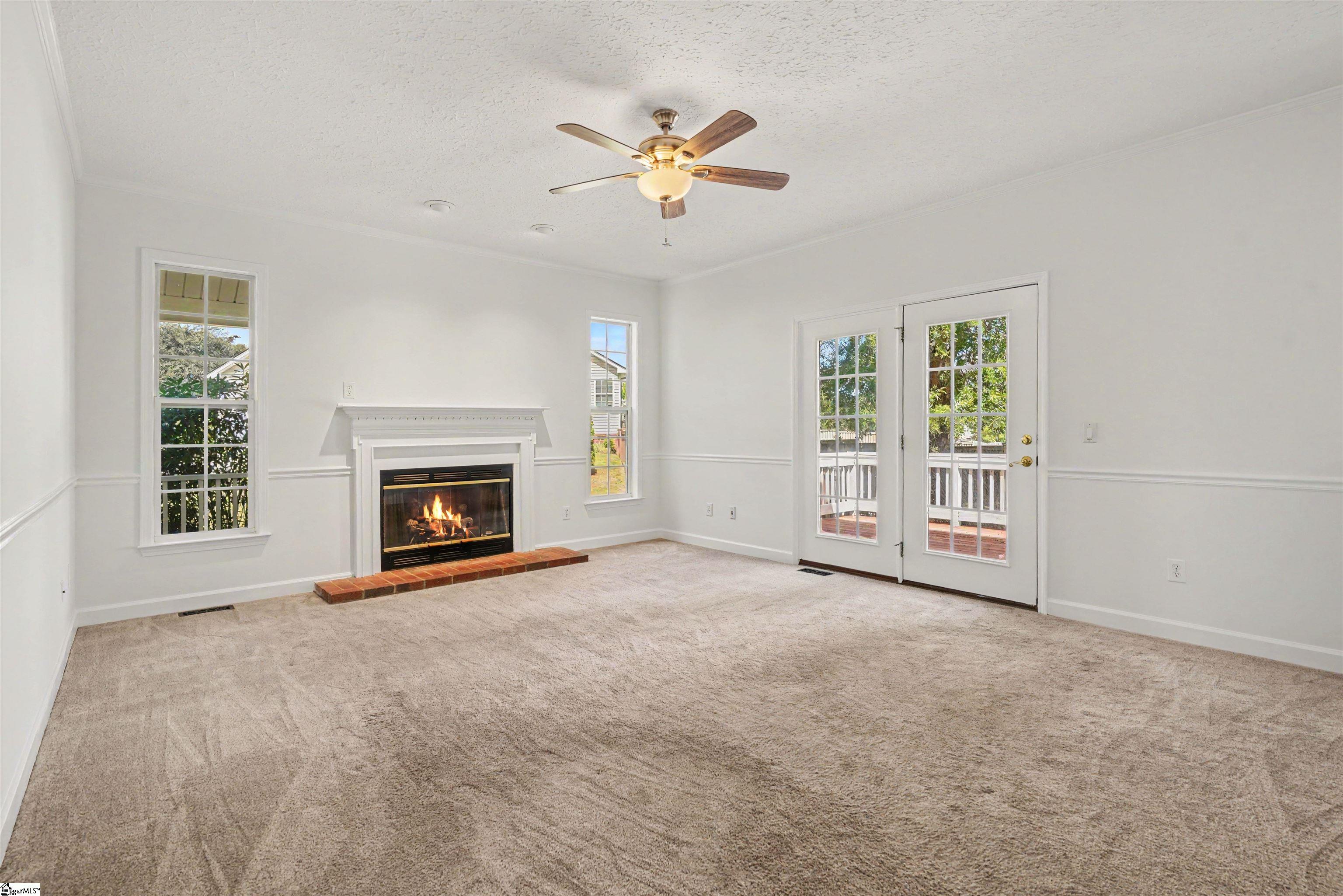 310 Saddlebred Drive Property Photo 9