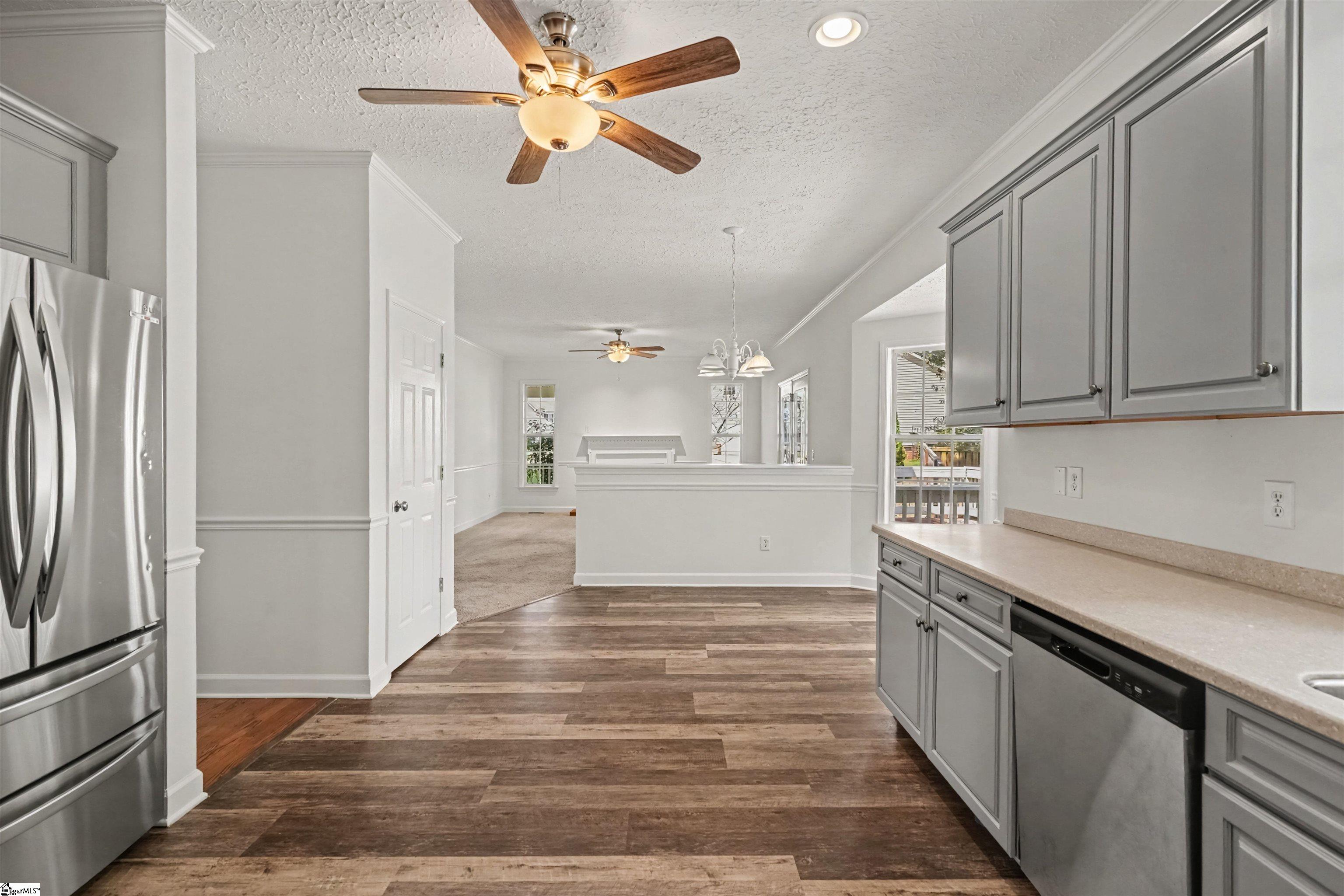 310 Saddlebred Drive Property Photo 14