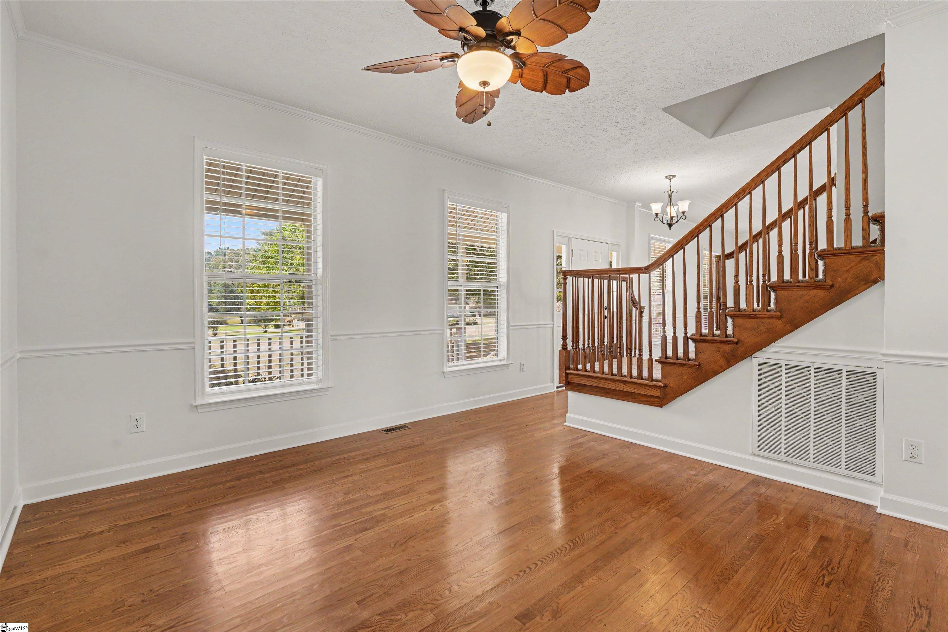 310 Saddlebred Drive Property Photo 16