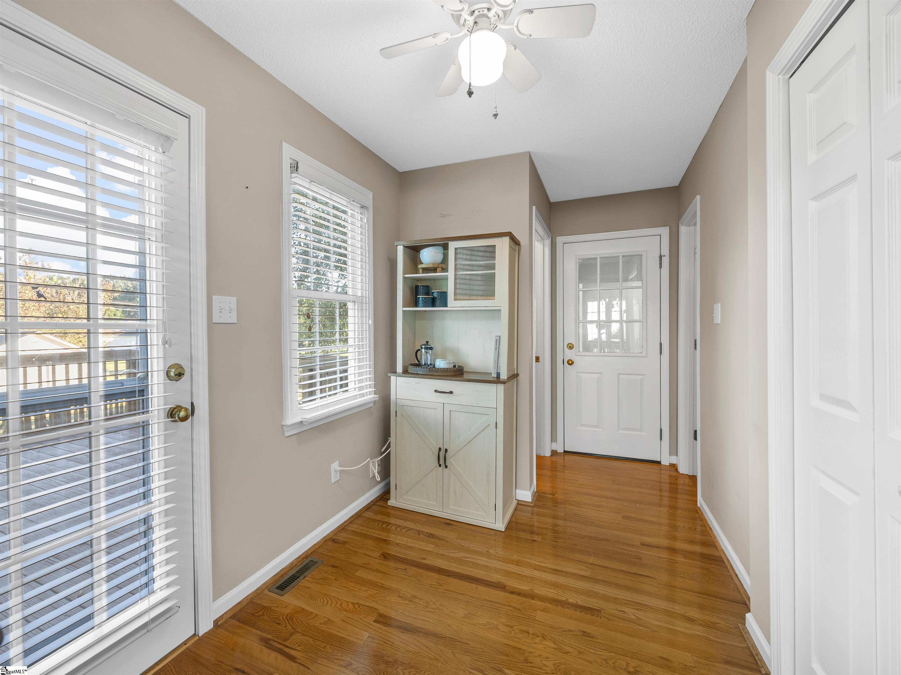 207 Sw Fieldsedge Drive Property Photo 18