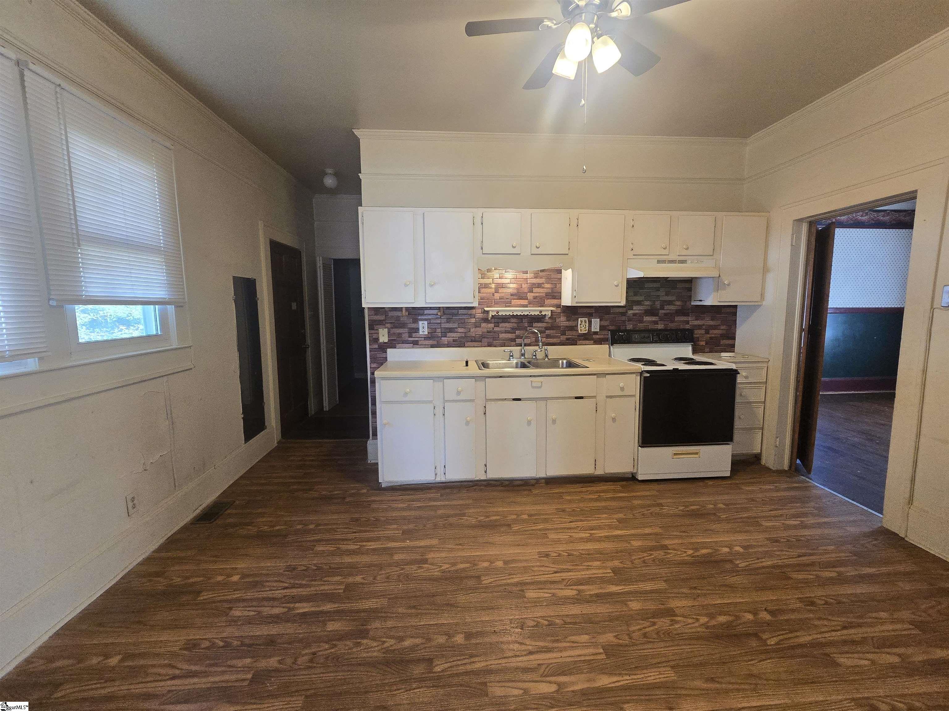 117 Wellington Street Property Photo 19