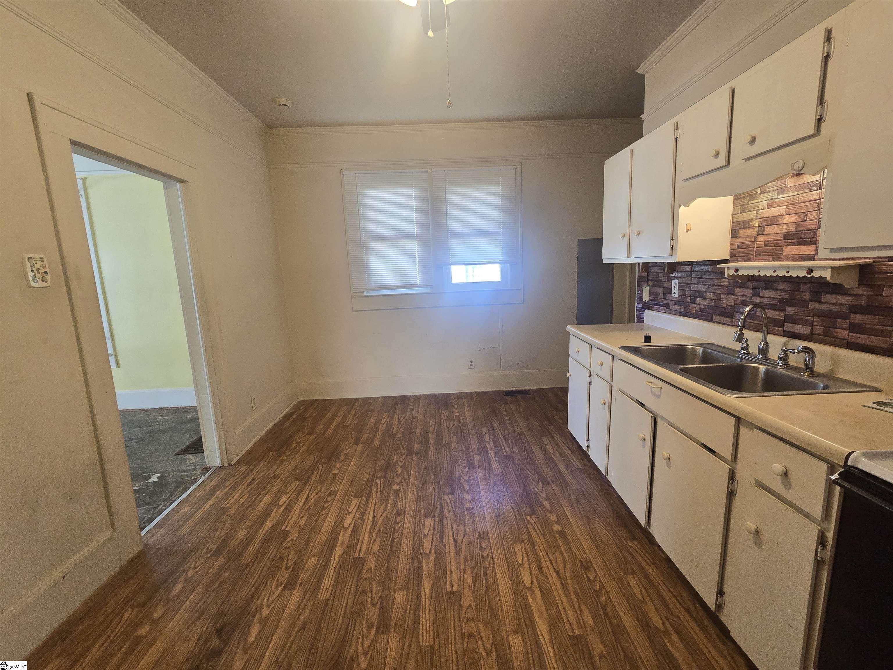 117 Wellington Street Property Photo 21