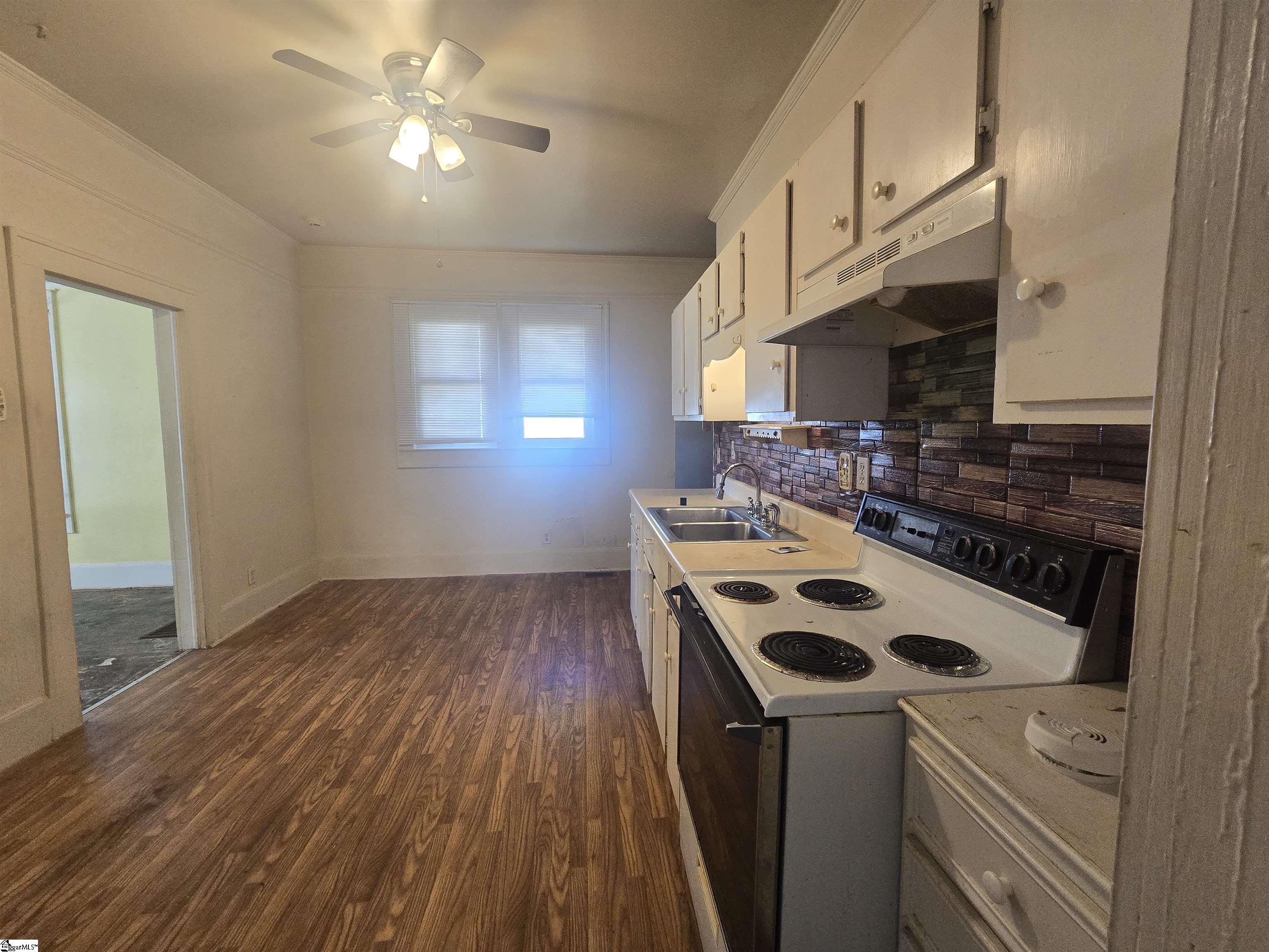 117 Wellington Street Property Photo 22