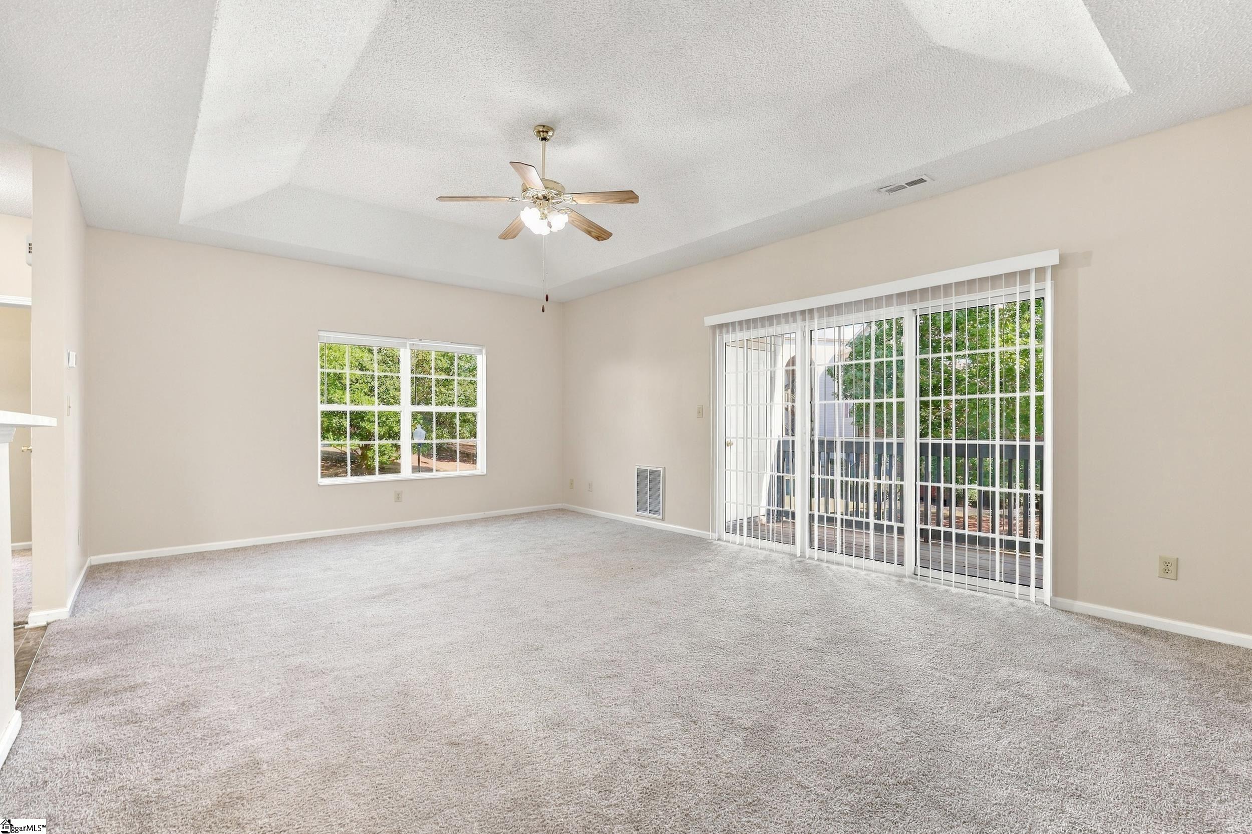 131 Wexford Drive Property Photo 8