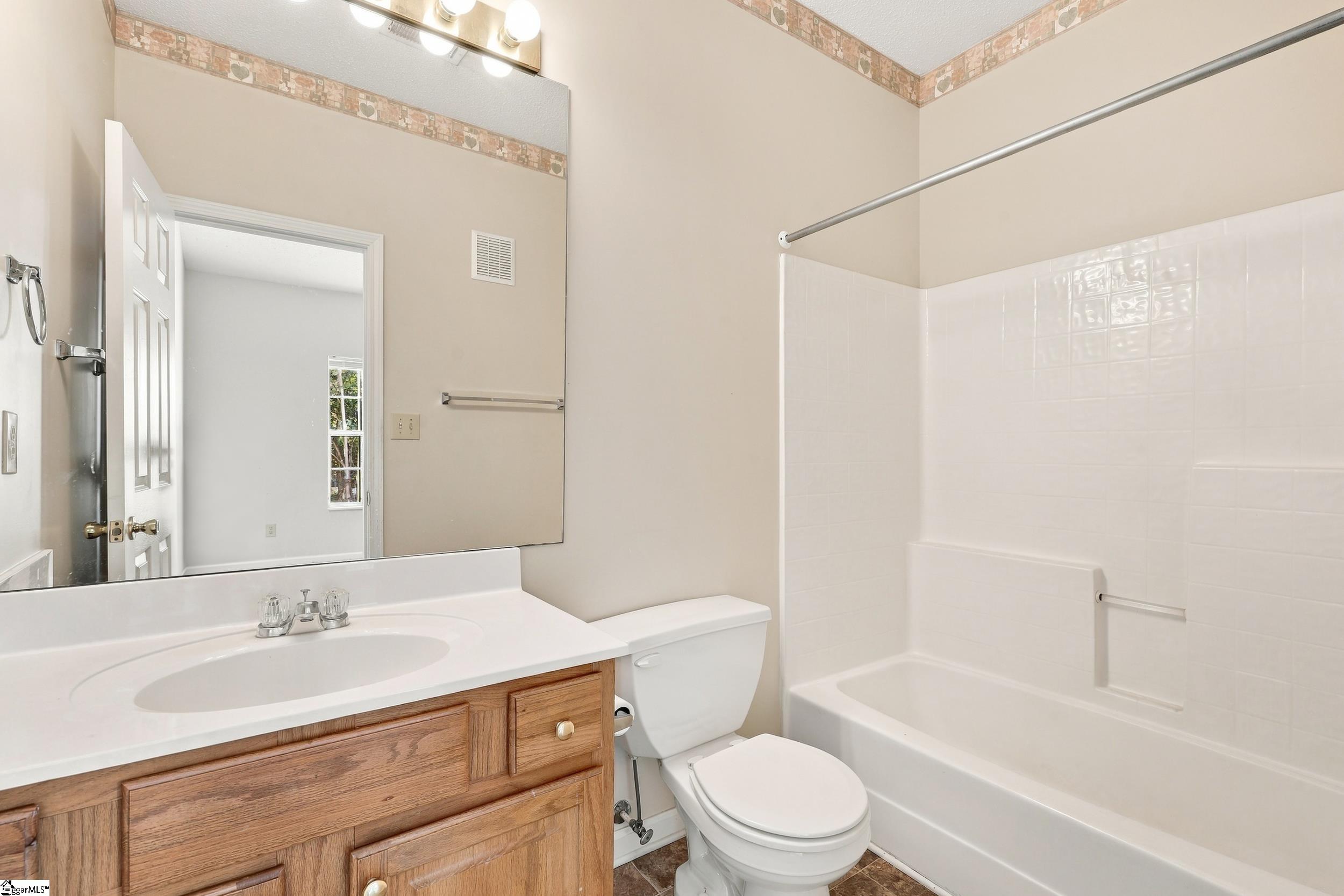 131 Wexford Drive Property Photo 20