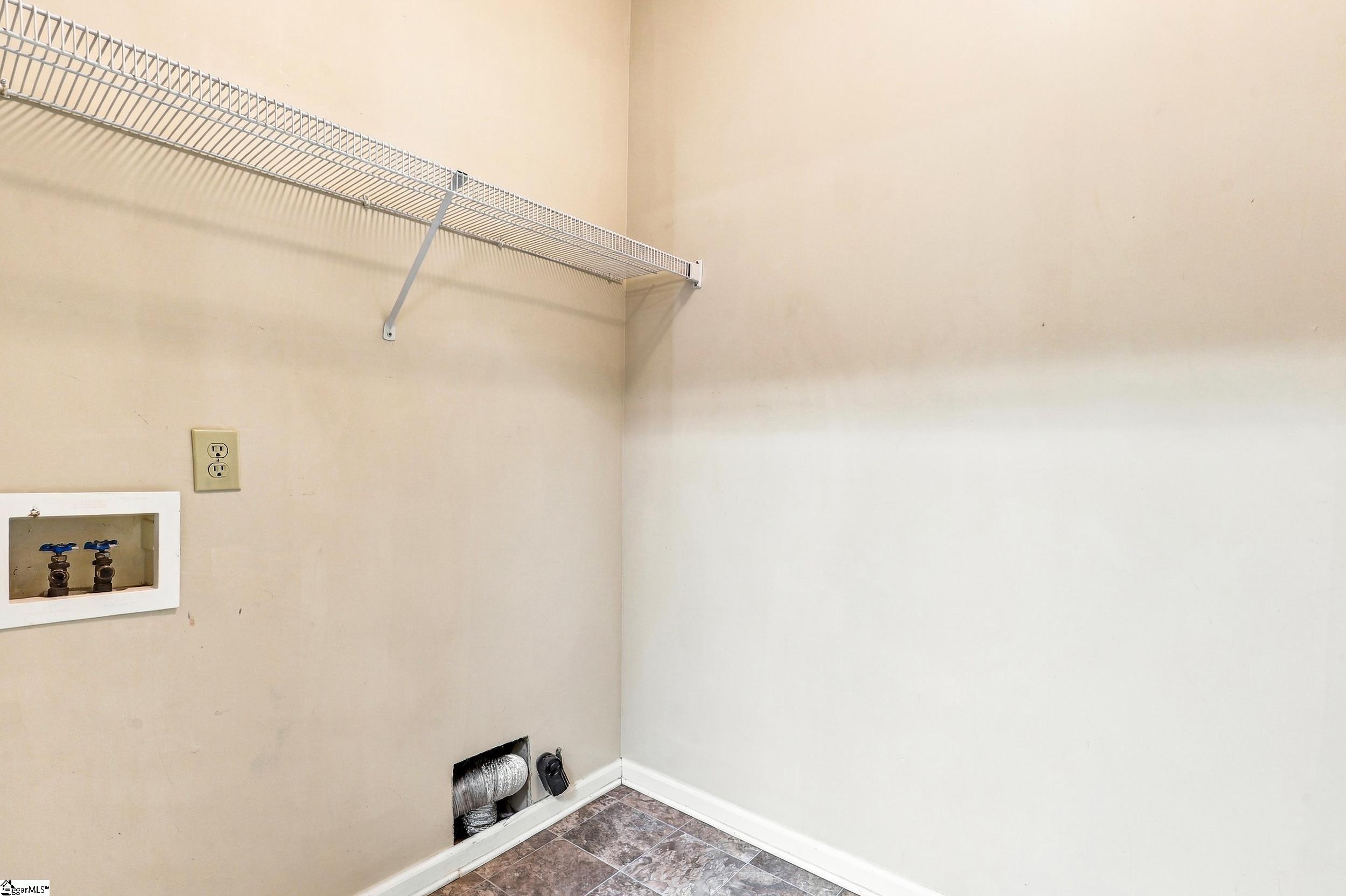 131 Wexford Drive Property Photo 28