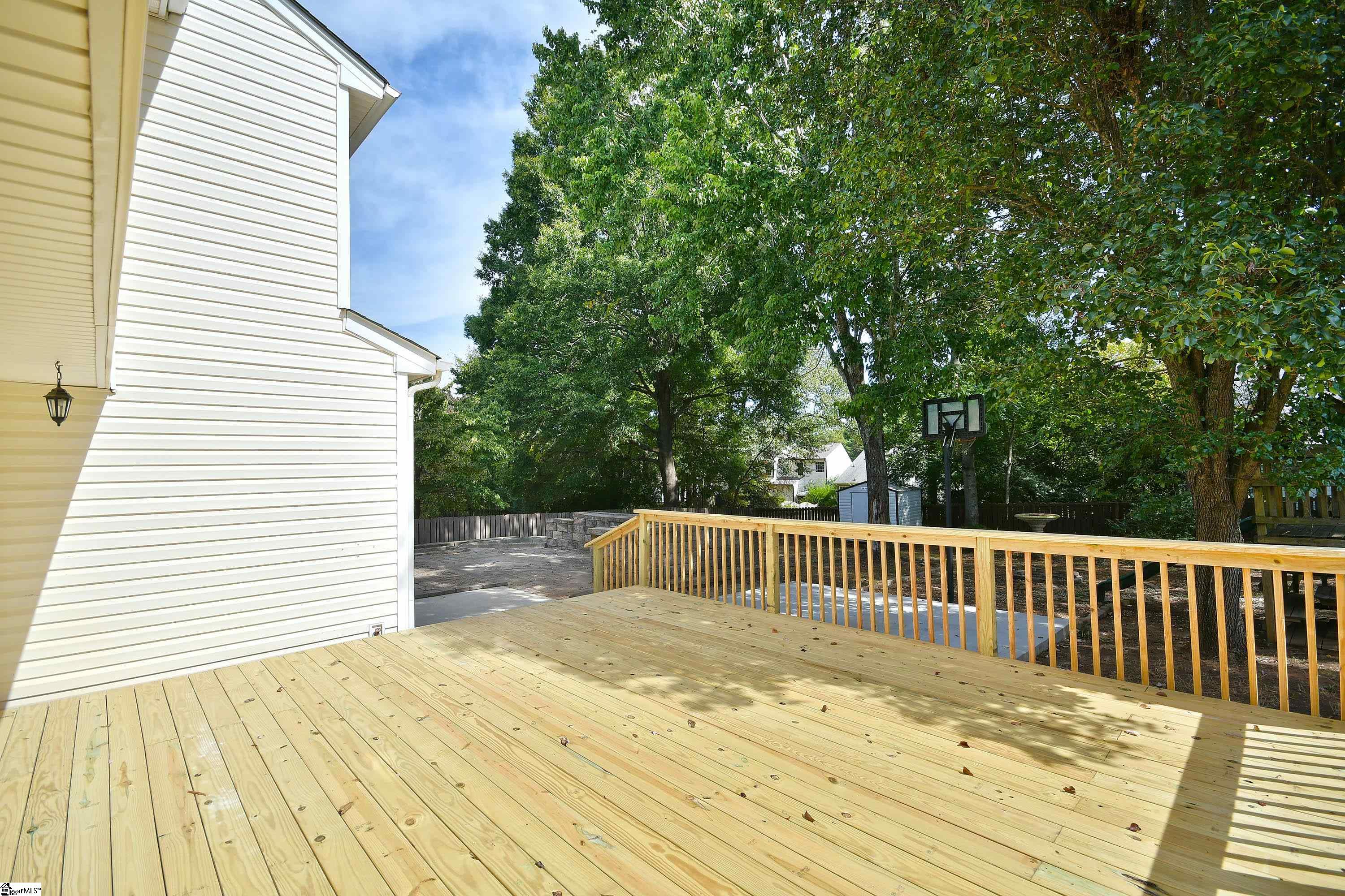 614 Fairview Lake Way Property Photo 12