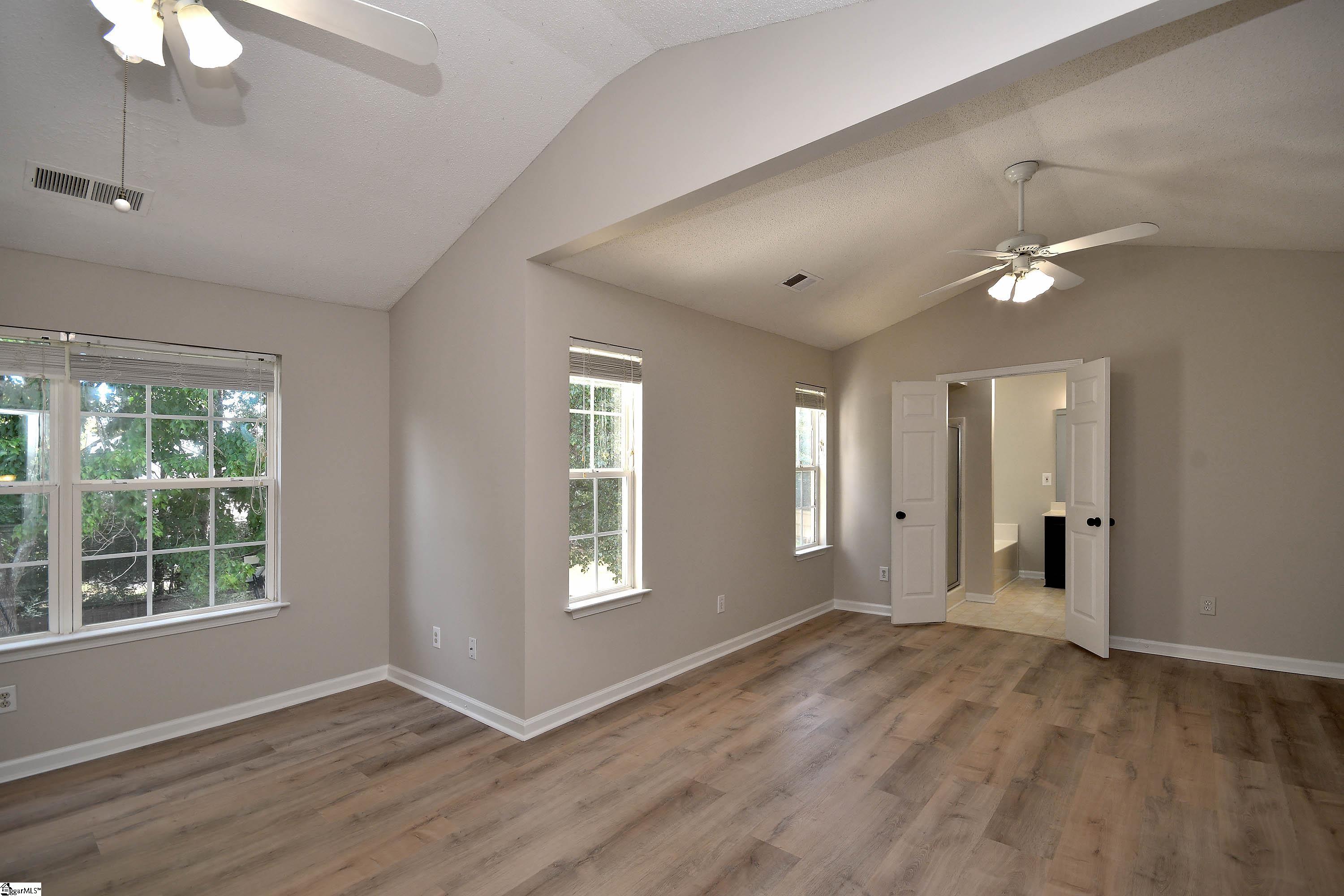 614 Fairview Lake Way Property Photo 15
