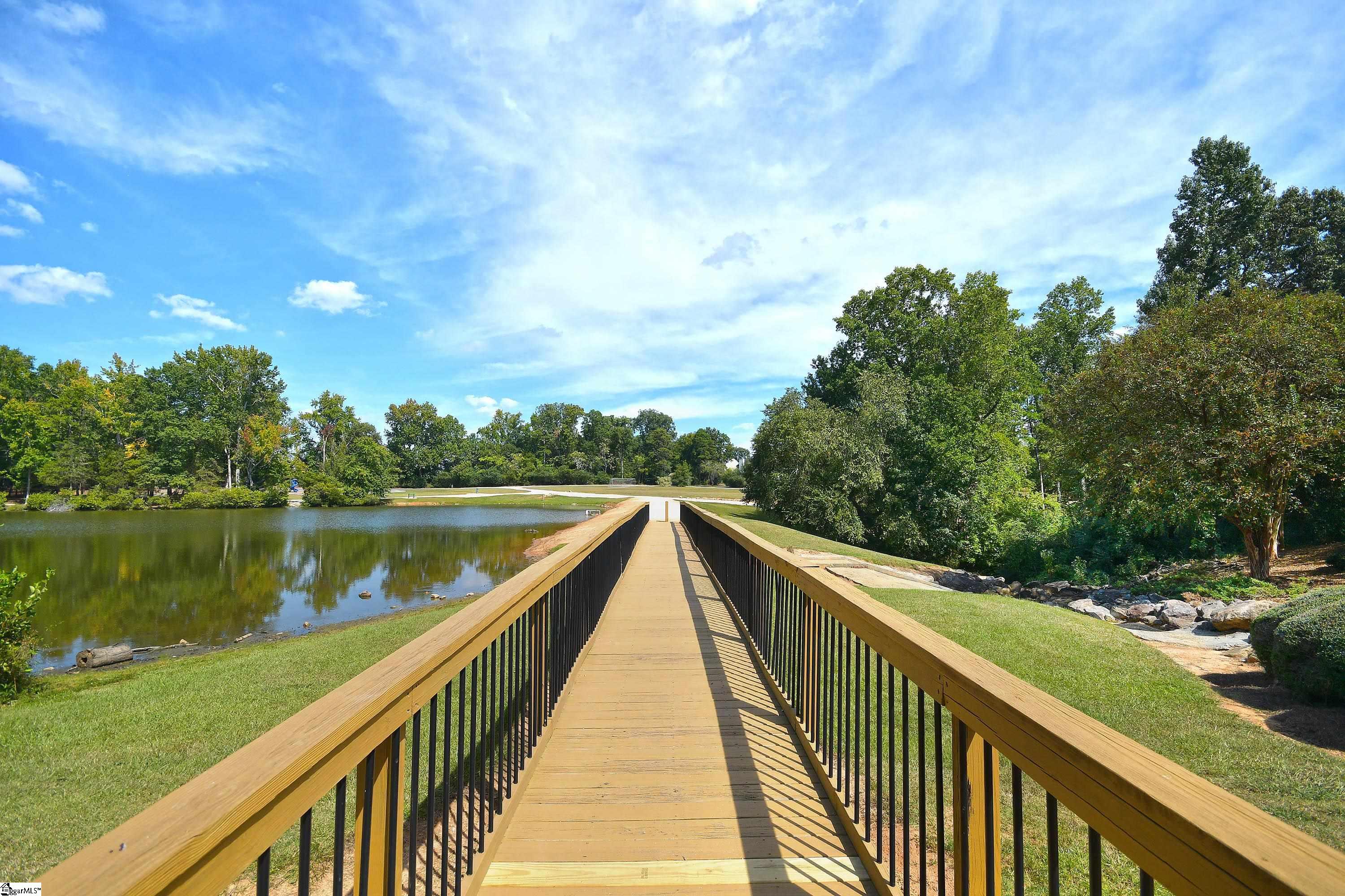 614 Fairview Lake Way Property Photo 40