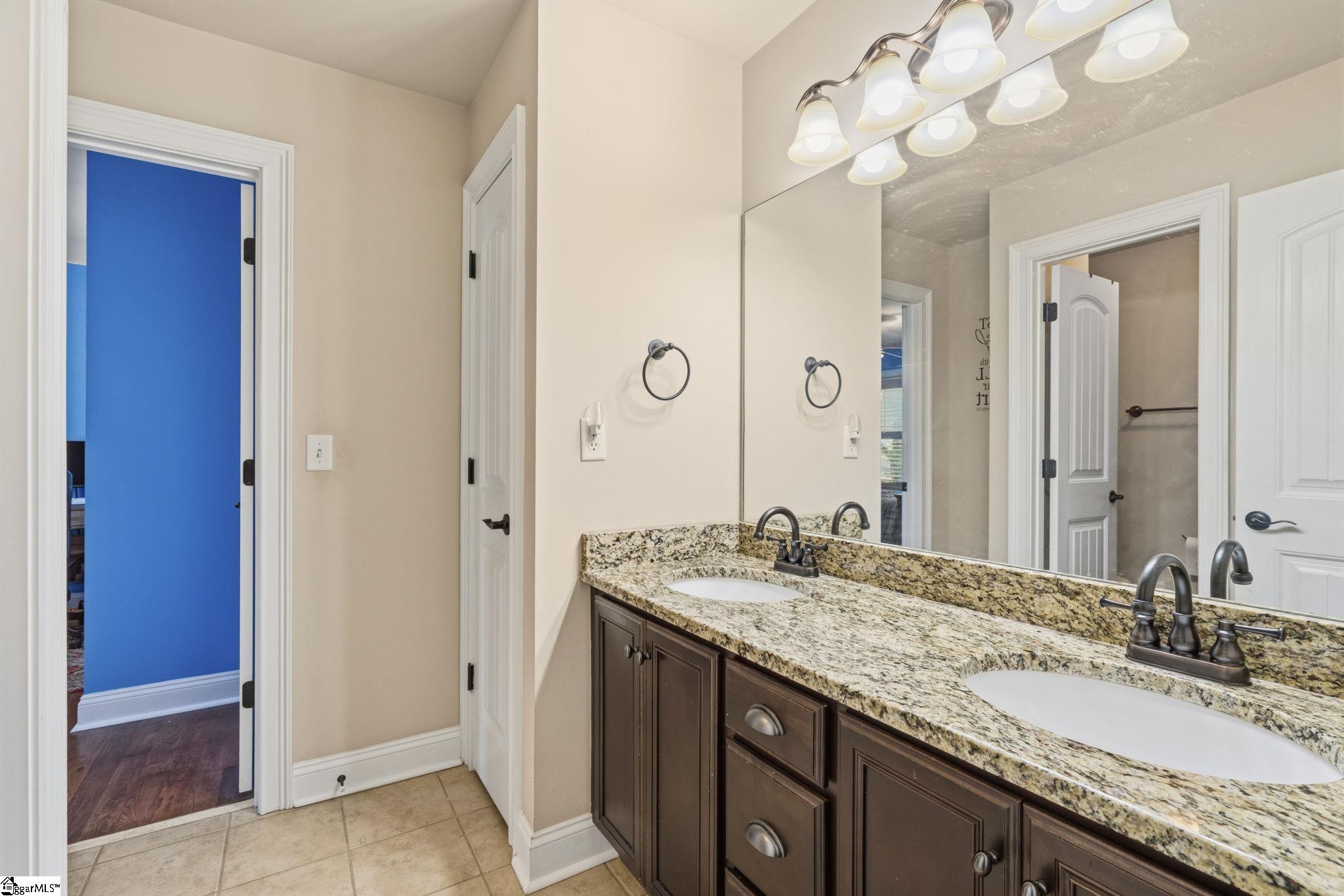 133 River Oaks Road Property Photo 24