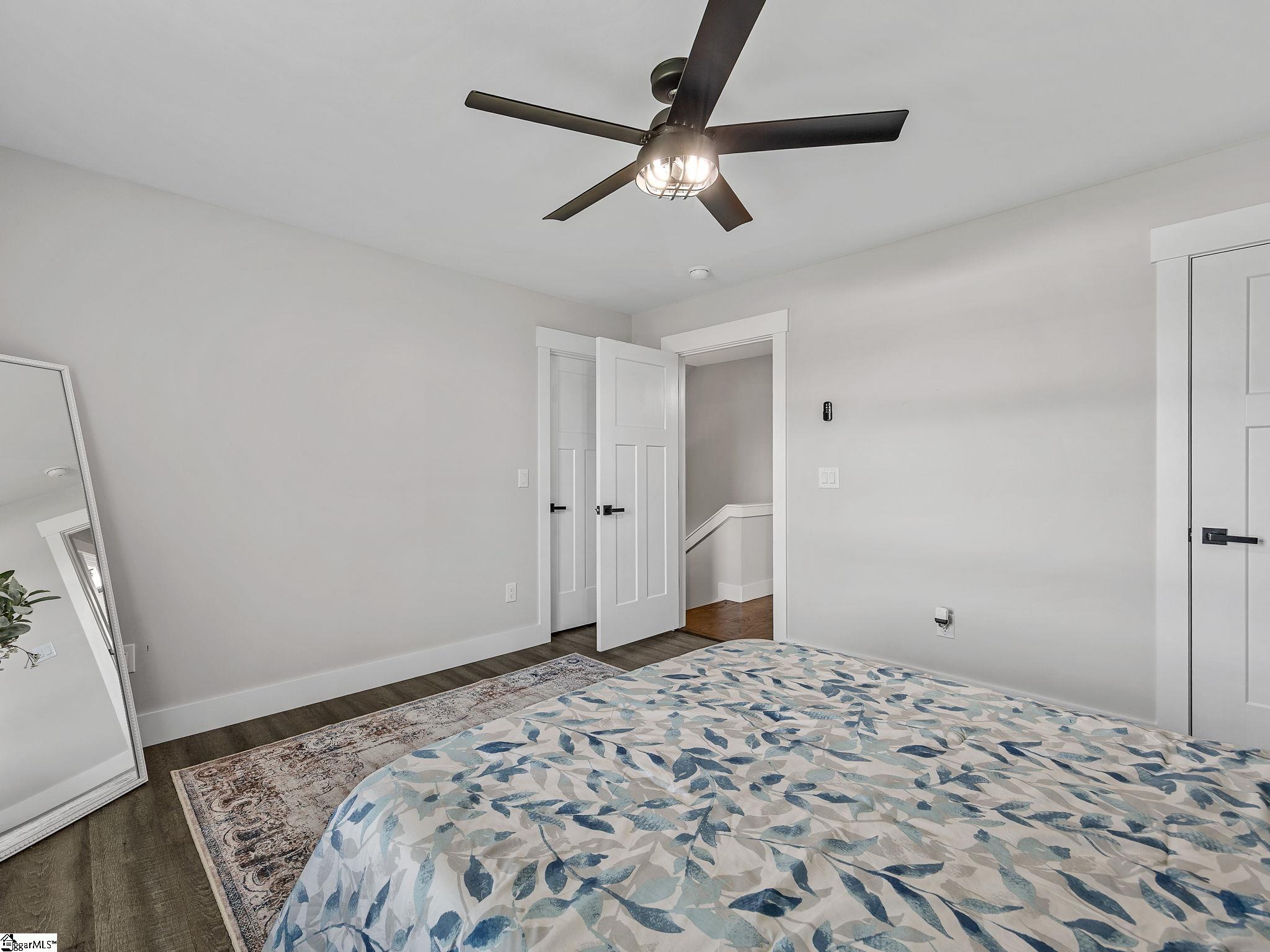 129 Victoria Drive Property Photo 28