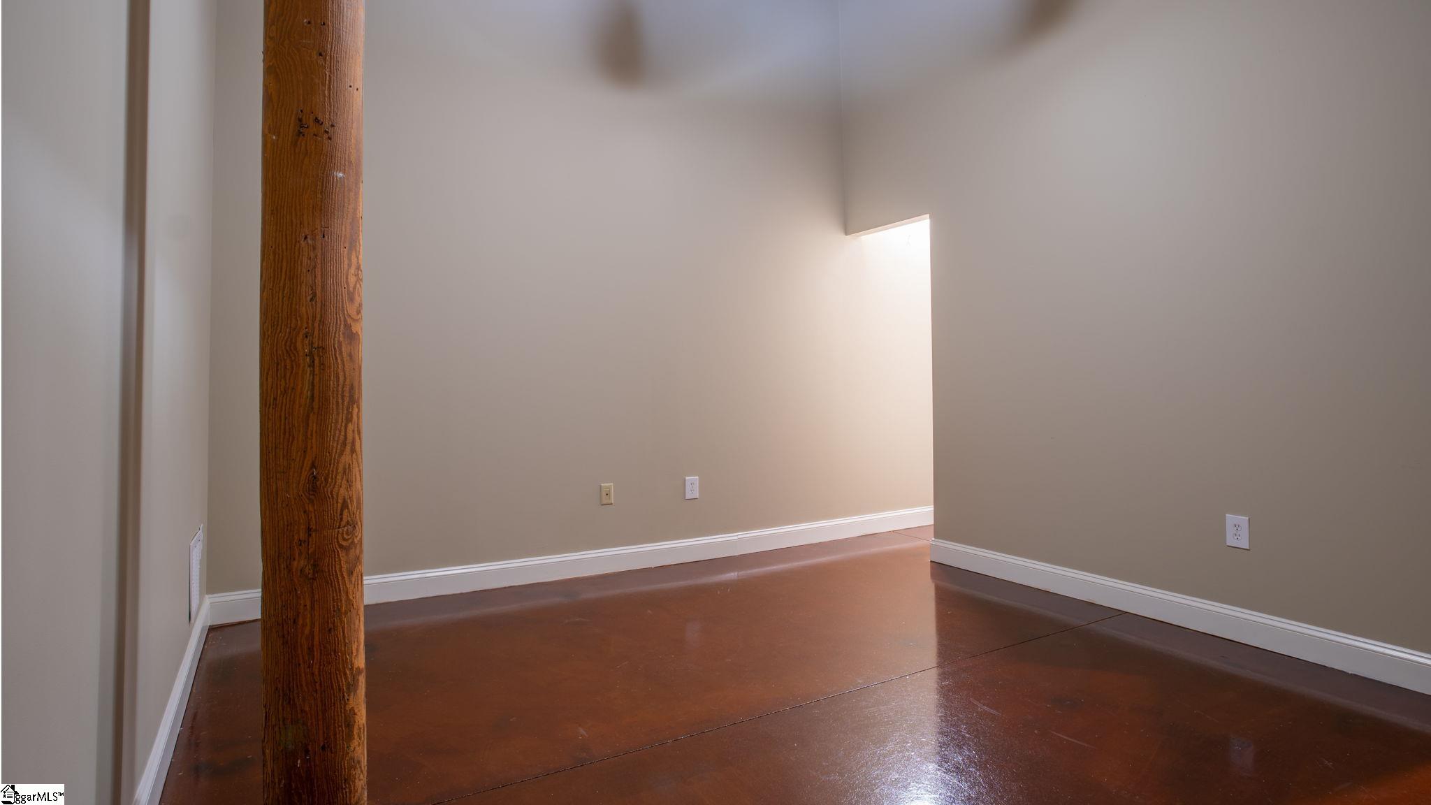 400 Mills Avenue Property Photo 32