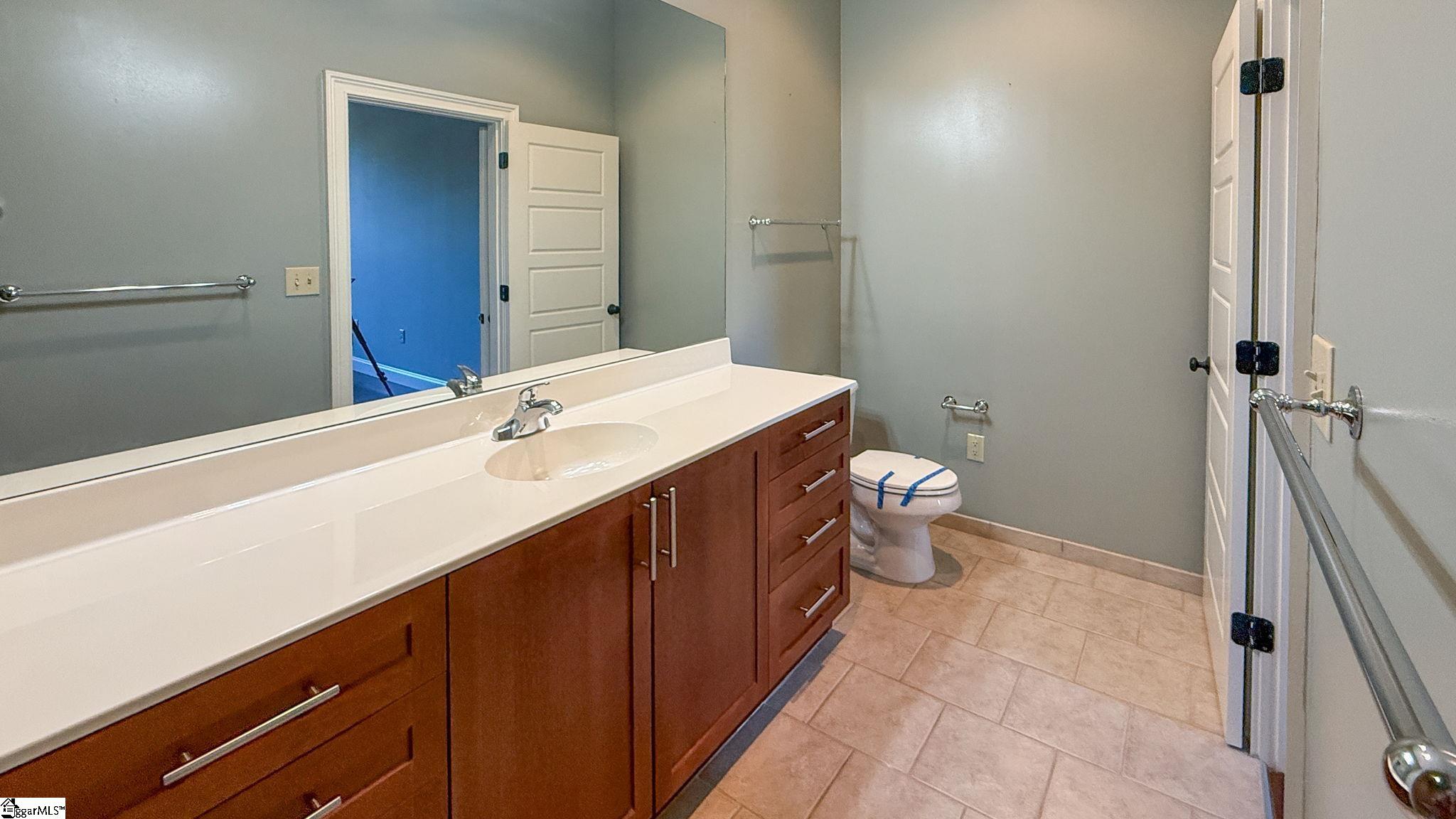 400 Mills Avenue Property Photo 39