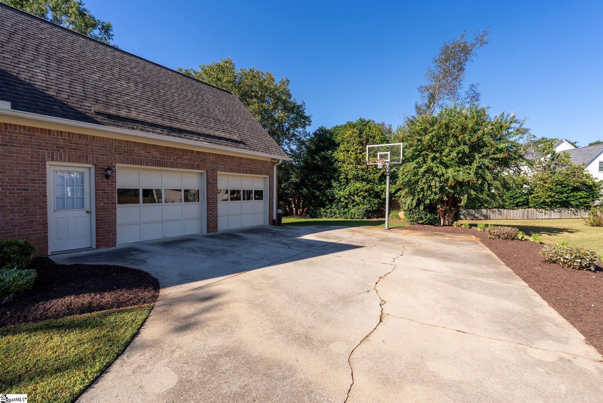 104 Chadley Way Property Photo 43