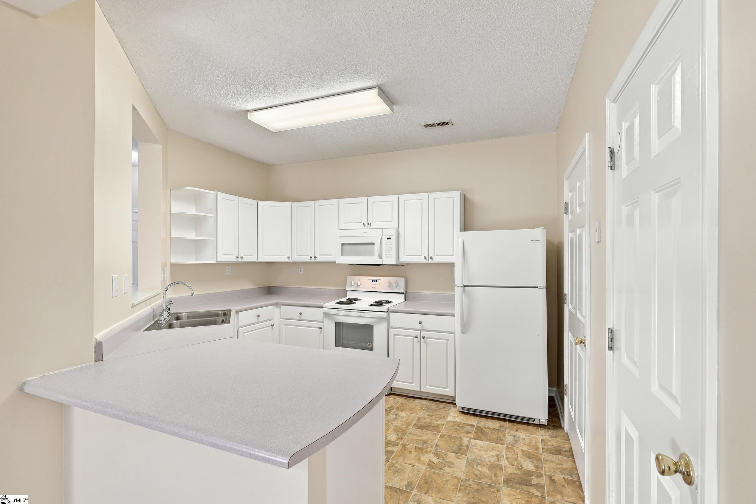 151 Wexford Drive Property Photo 13