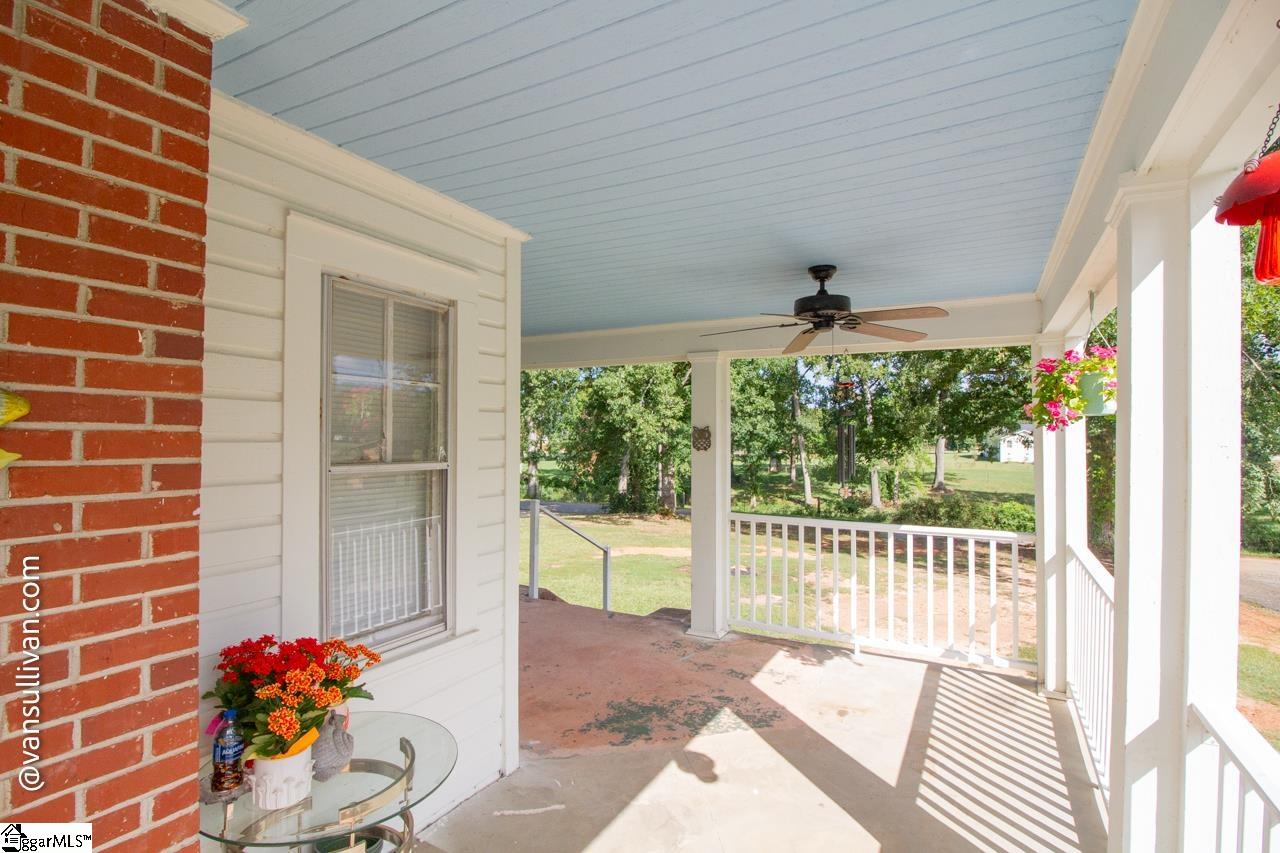2833 Sunset Forest Drive Property Photo 5