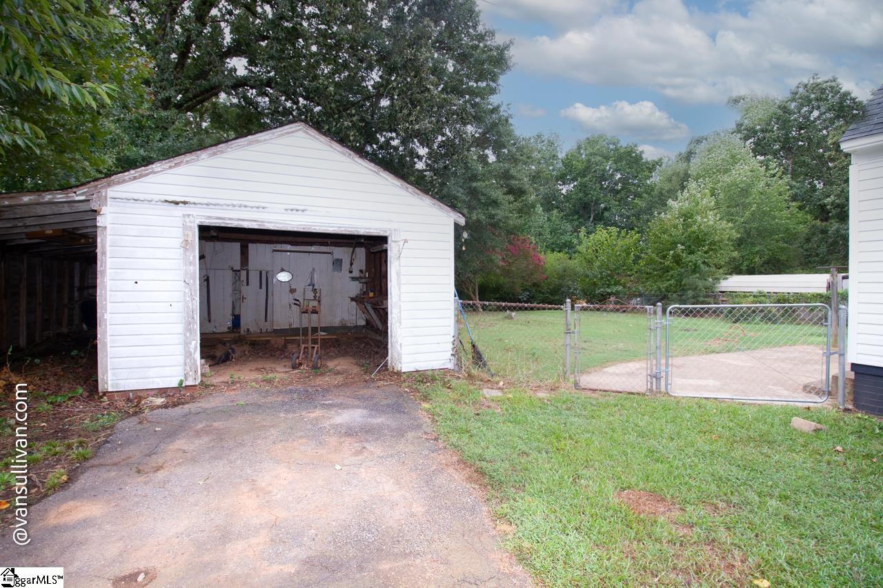 2833 Sunset Forest Drive Property Photo 32