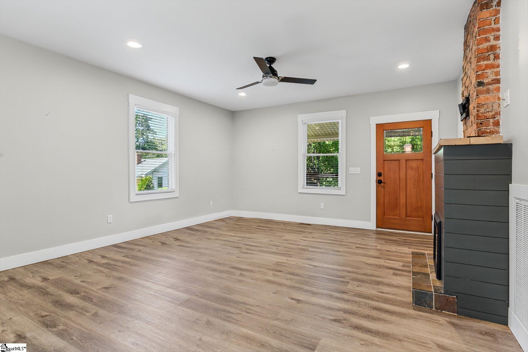 37 Ross Street Property Photo 9
