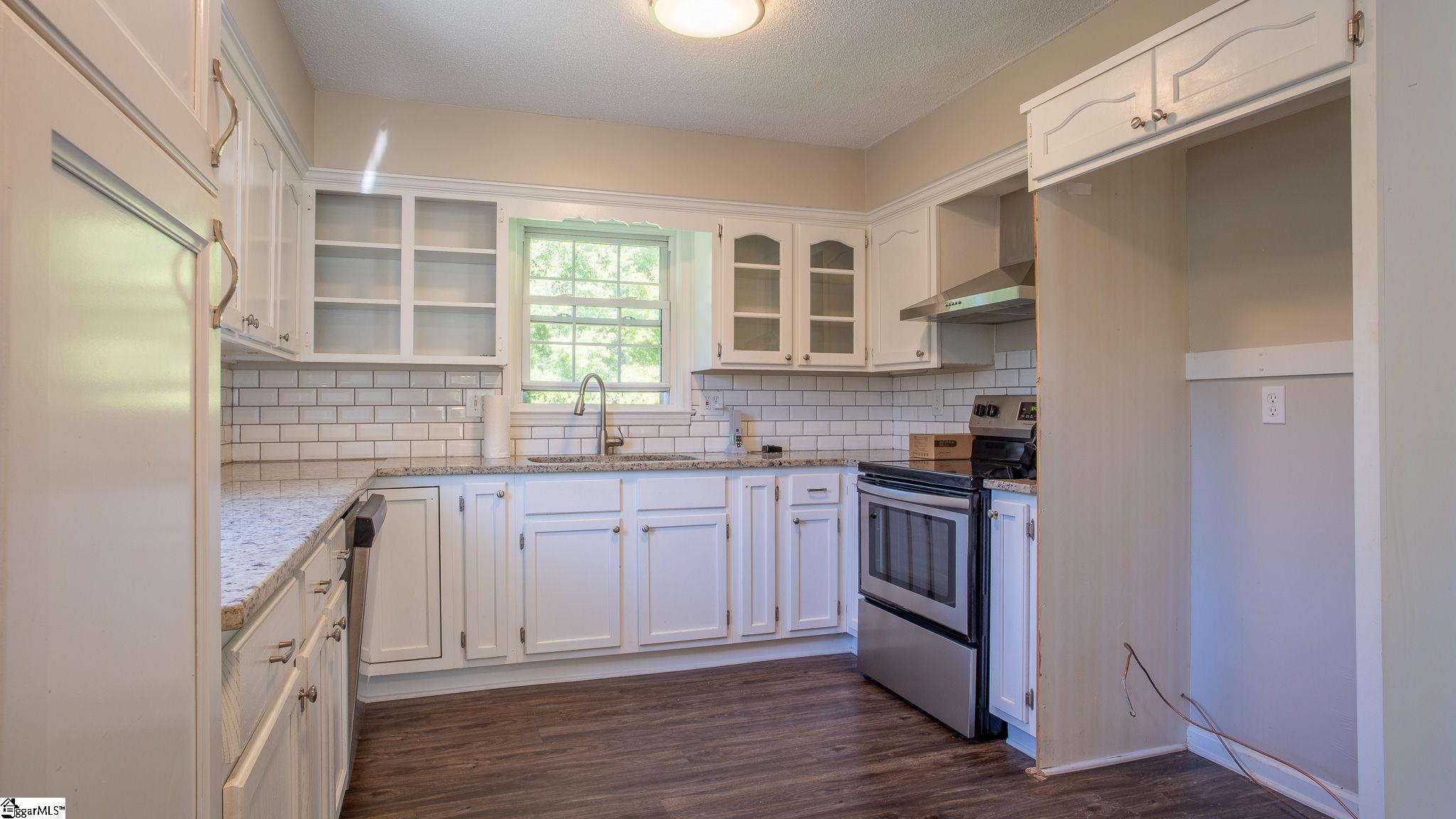 4721 Worden Drive Property Photo 3