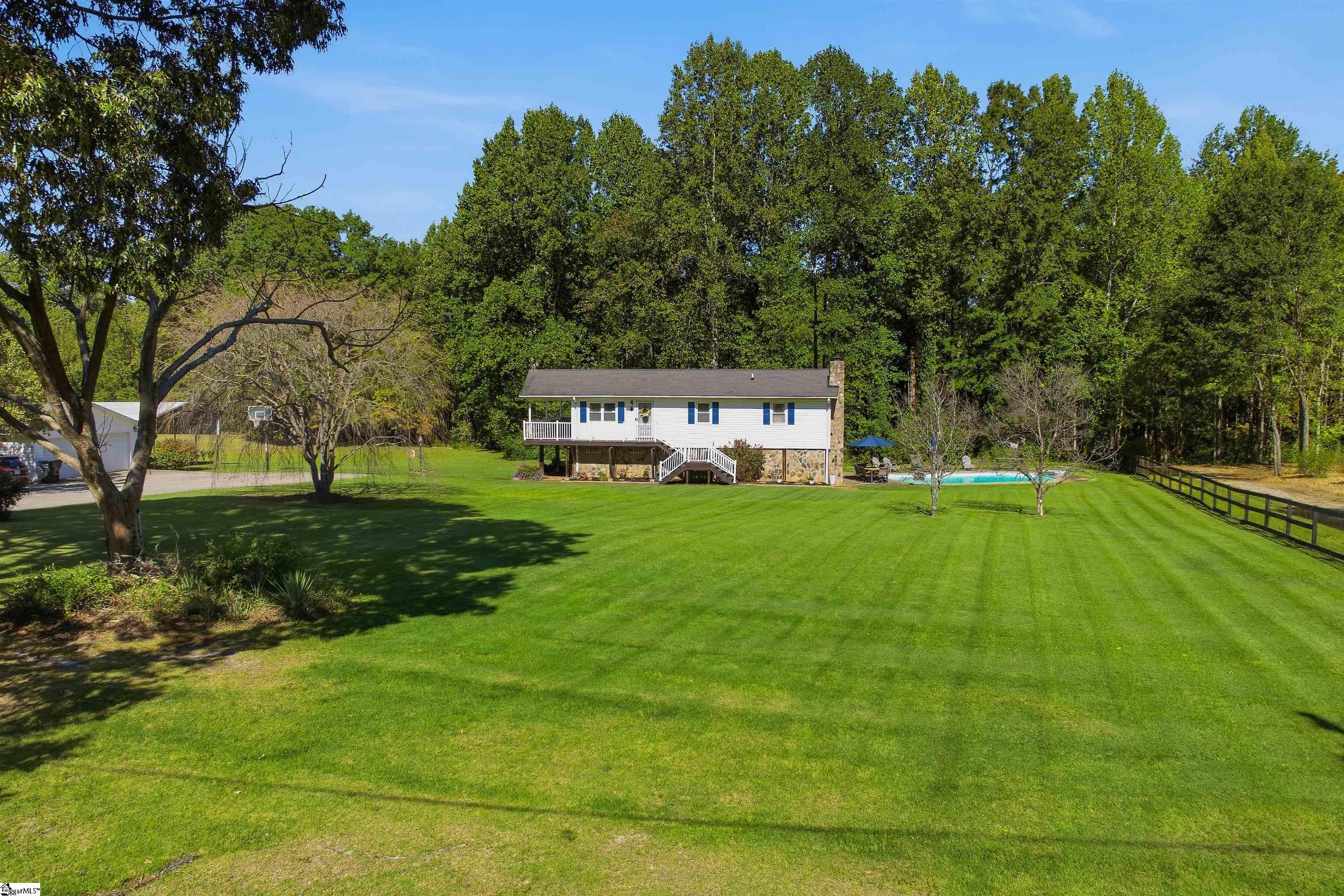 215 Thompson Road Property Photo 48