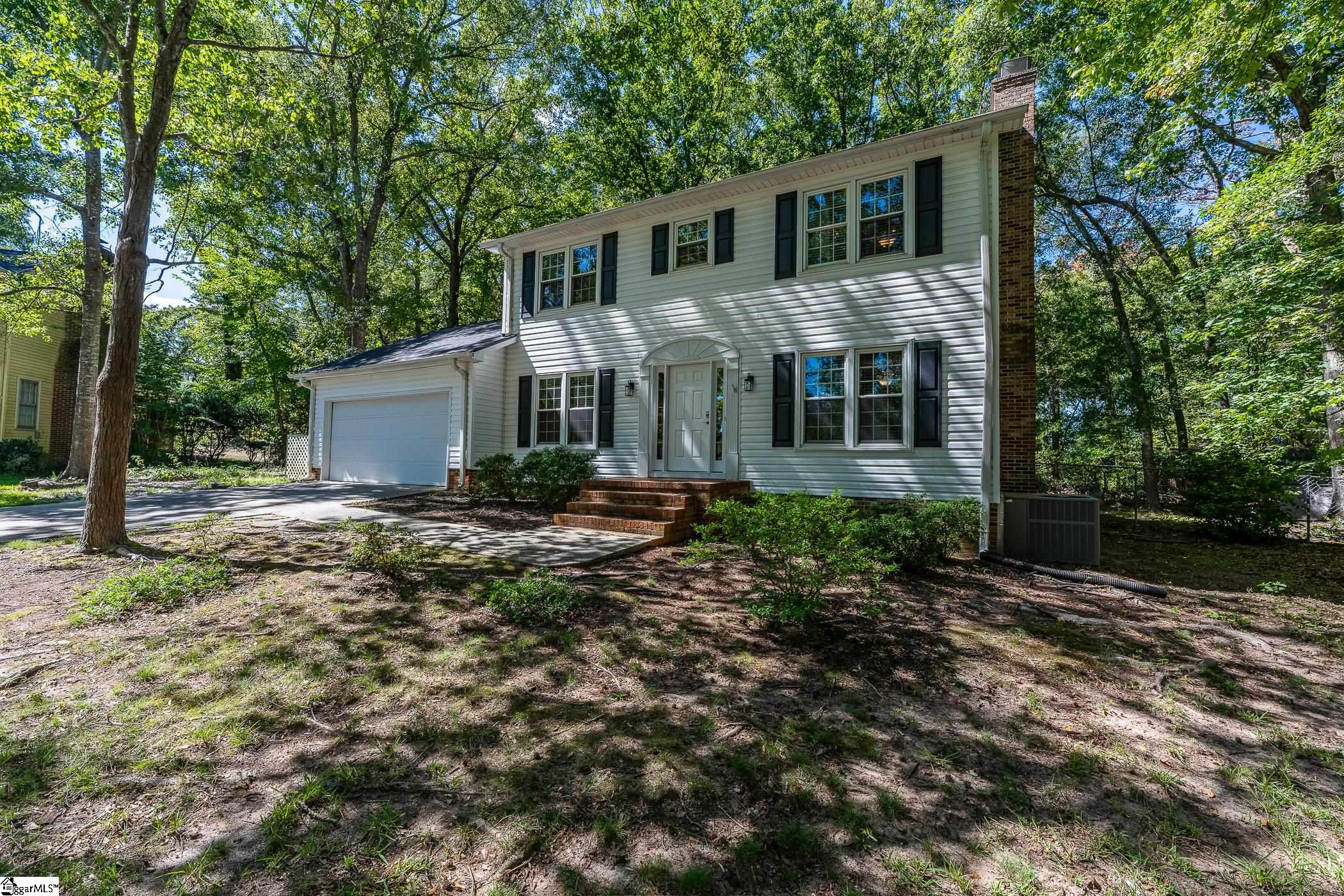 112 Manassas Drive Property Photo 3