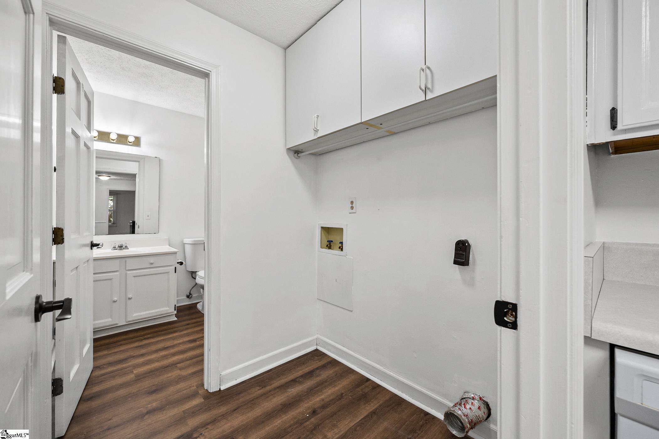 112 Manassas Drive Property Photo 14