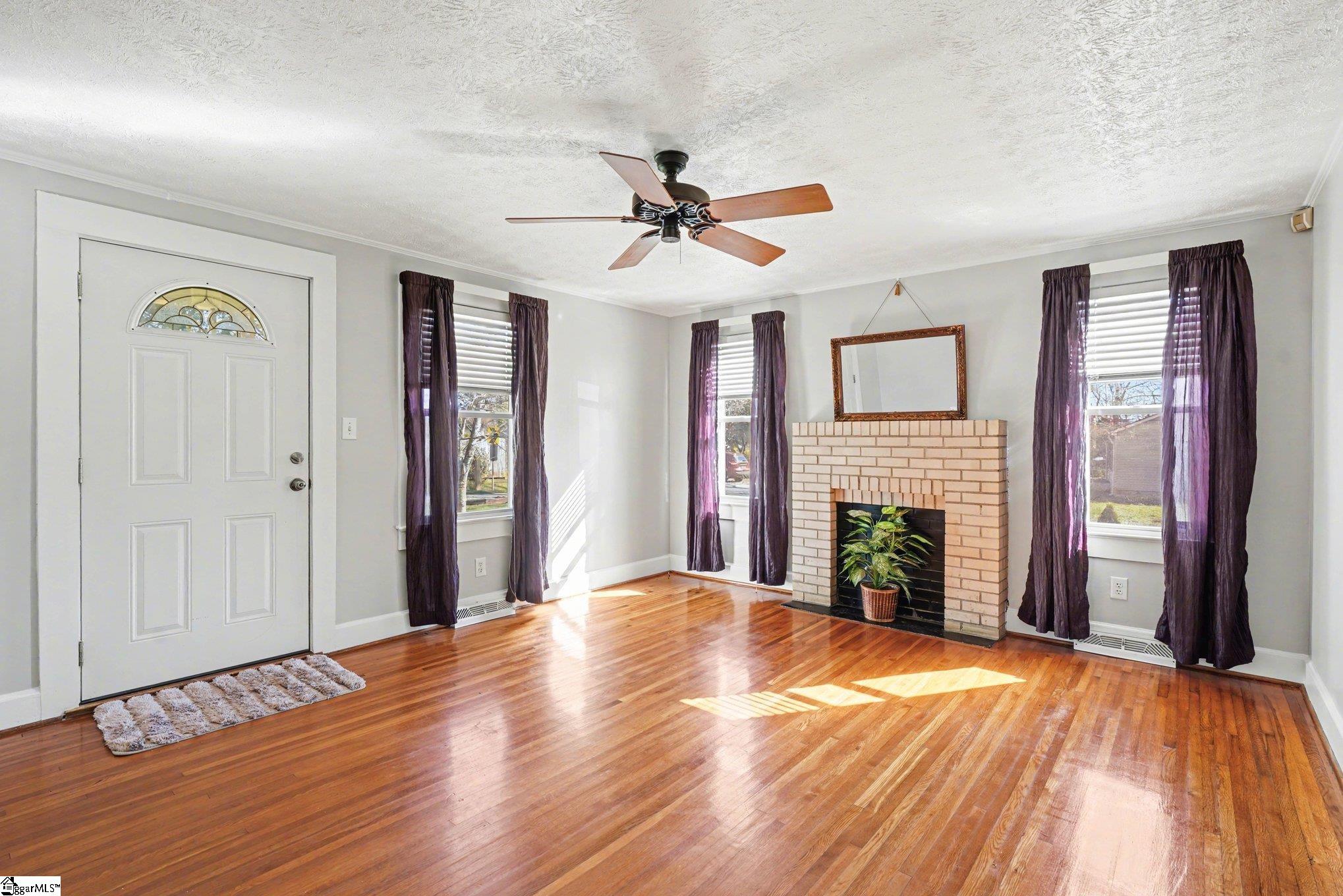 11 Bainbridge Drive Property Photo 10