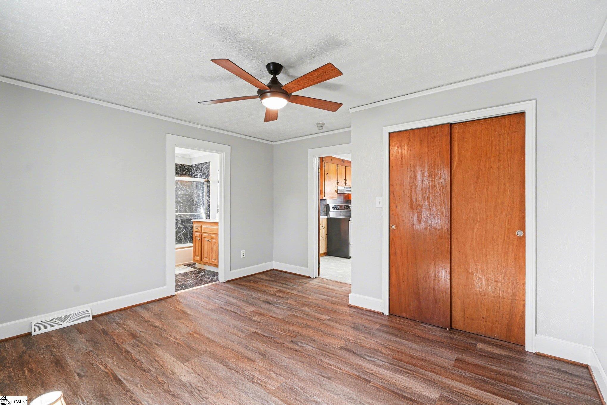 11 Bainbridge Drive Property Photo 21