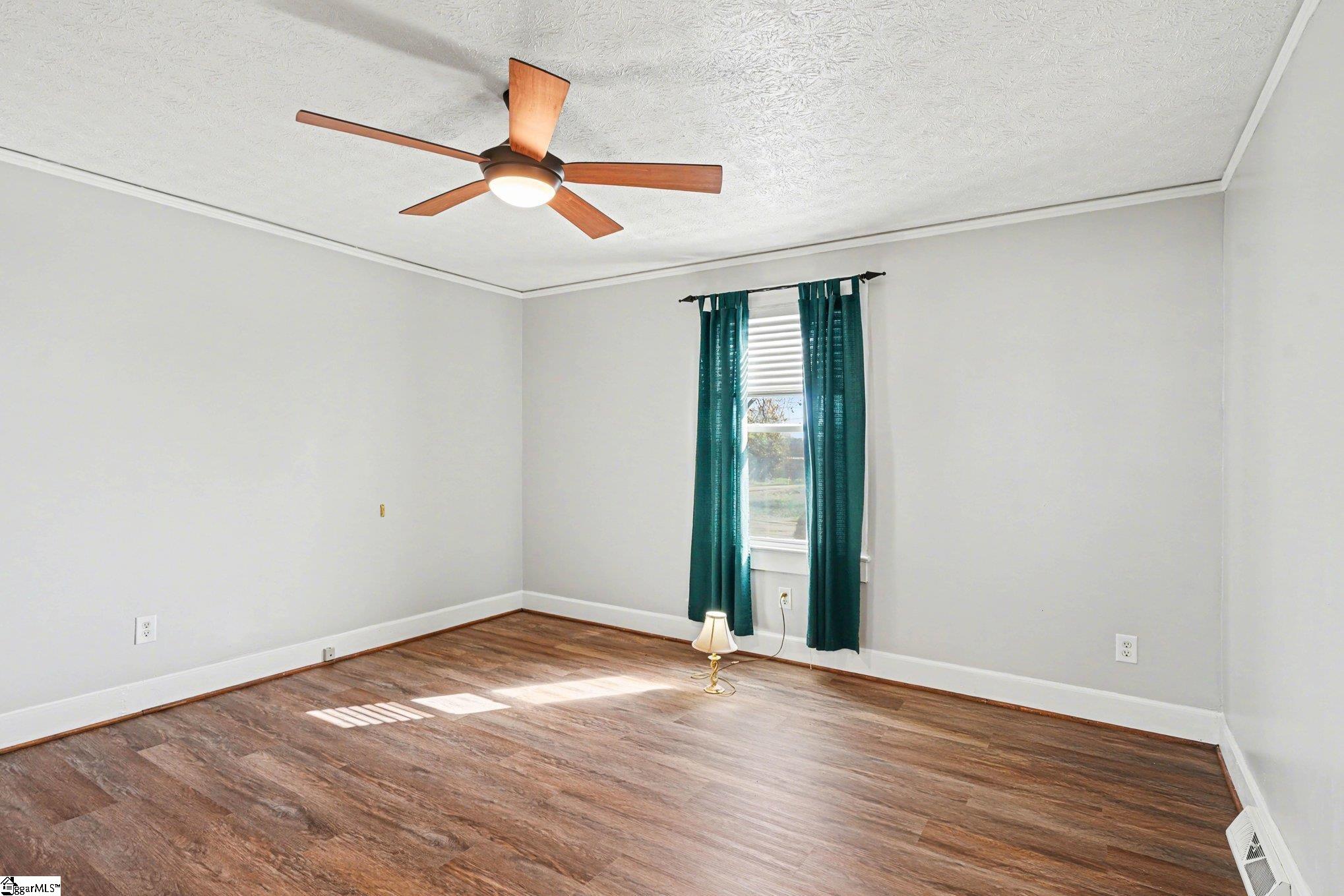 11 Bainbridge Drive Property Photo 23