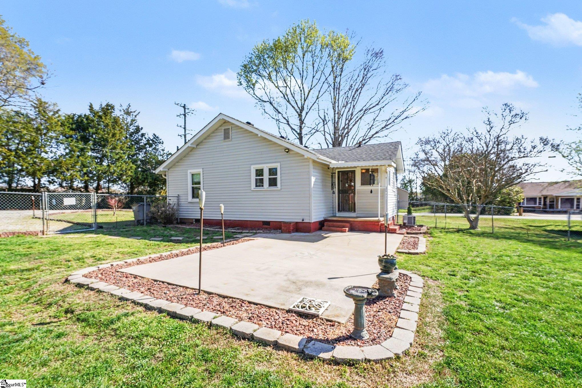 11 Bainbridge Drive Property Photo 27