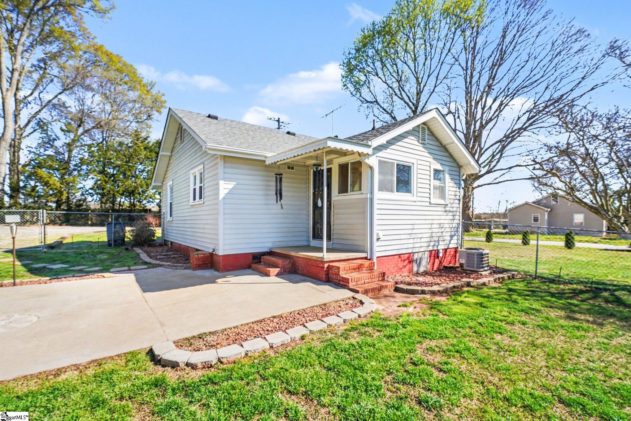 11 Bainbridge Drive Property Photo 32