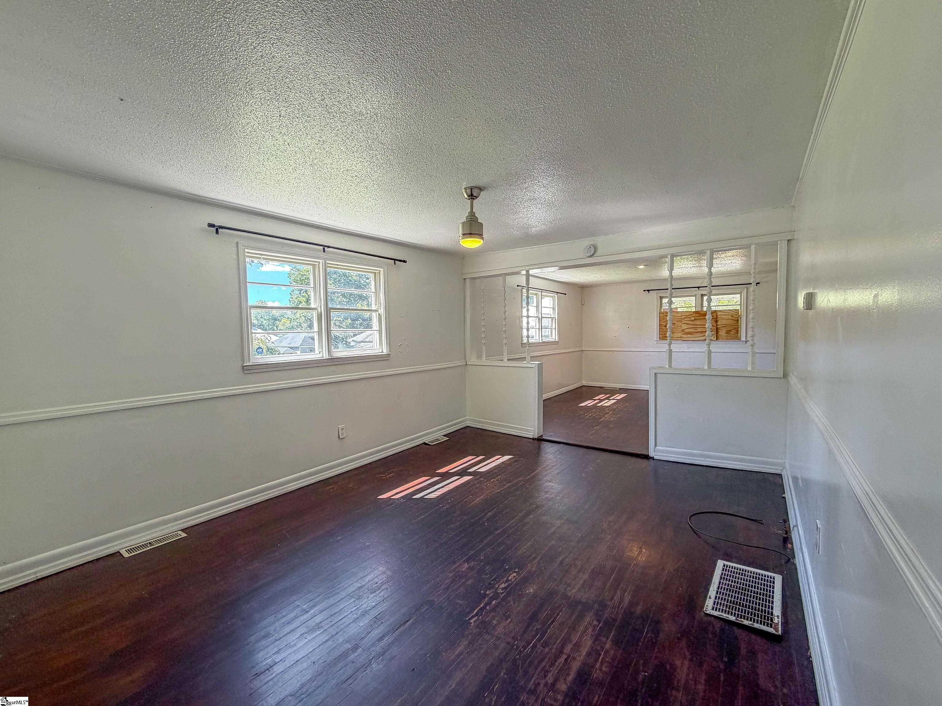 355 Farley Street Property Photo 9