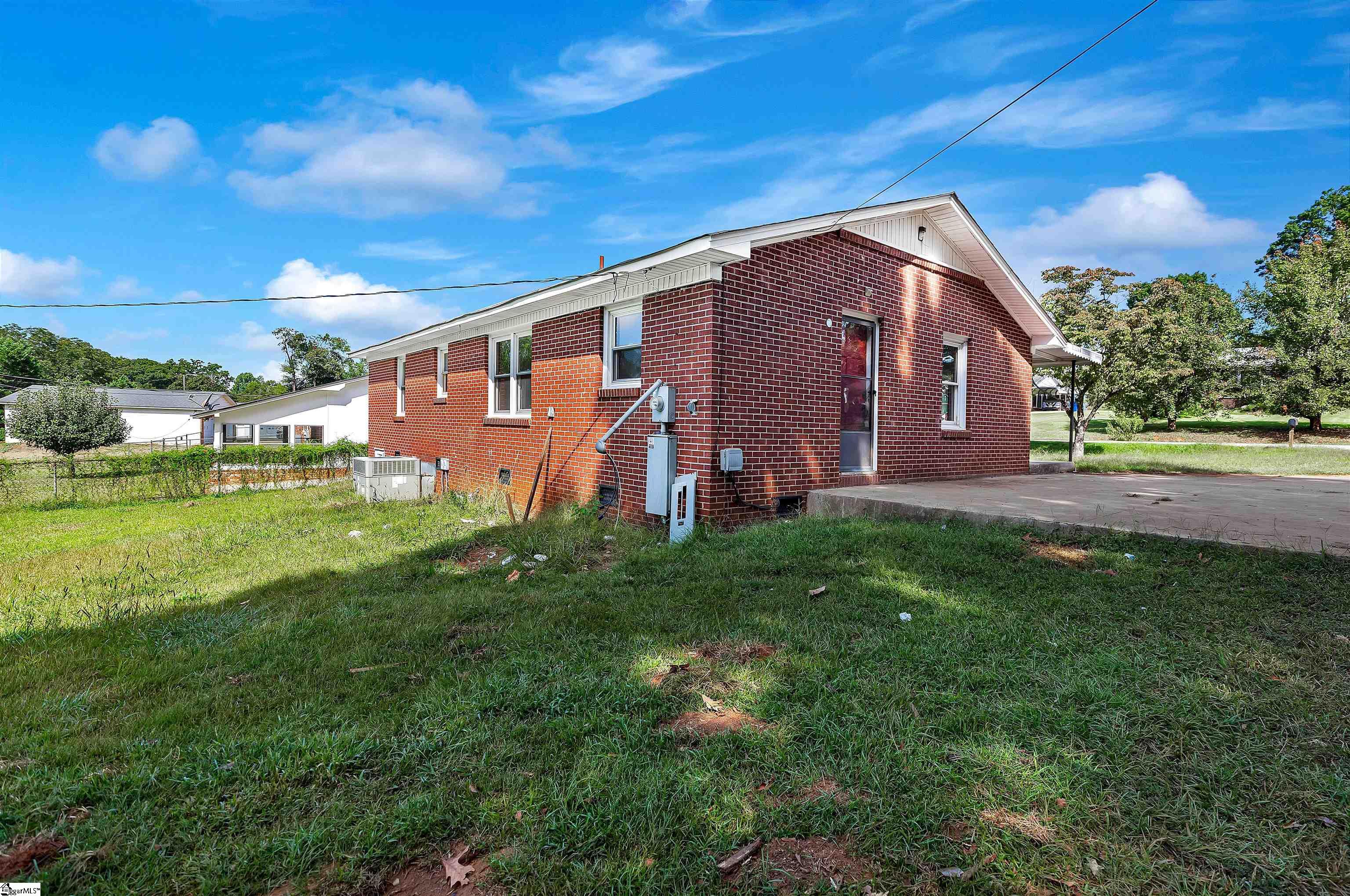 801 Gordon Street Property Photo 16