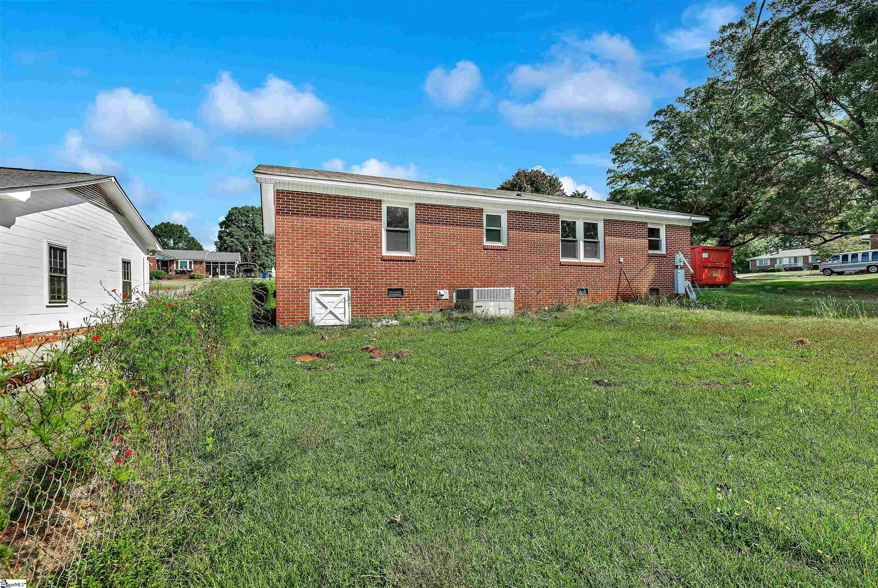 801 Gordon Street Property Photo 18