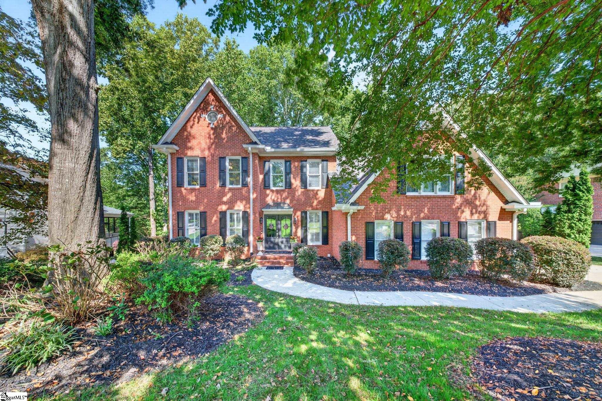 311 English Oak Road Property Photo 1