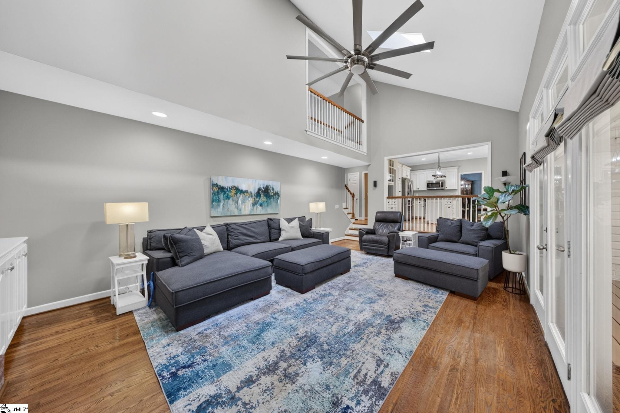 311 English Oak Road Property Photo 13