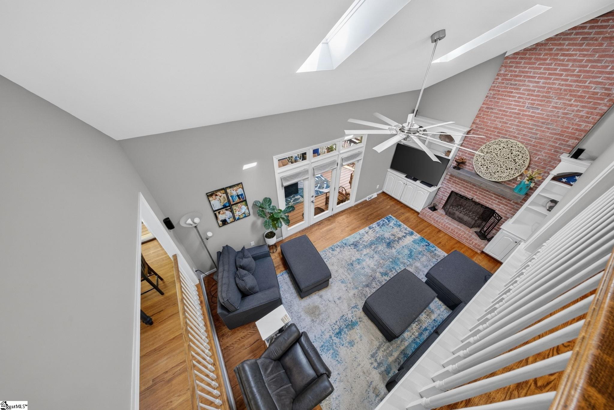 311 English Oak Road Property Photo 14